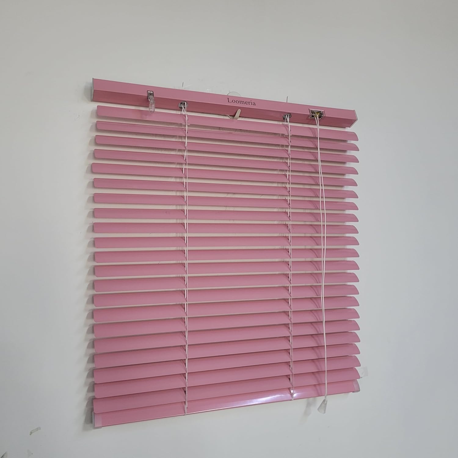 Loomeria Indoor Blinds – Adjustable Slats – Easy Install