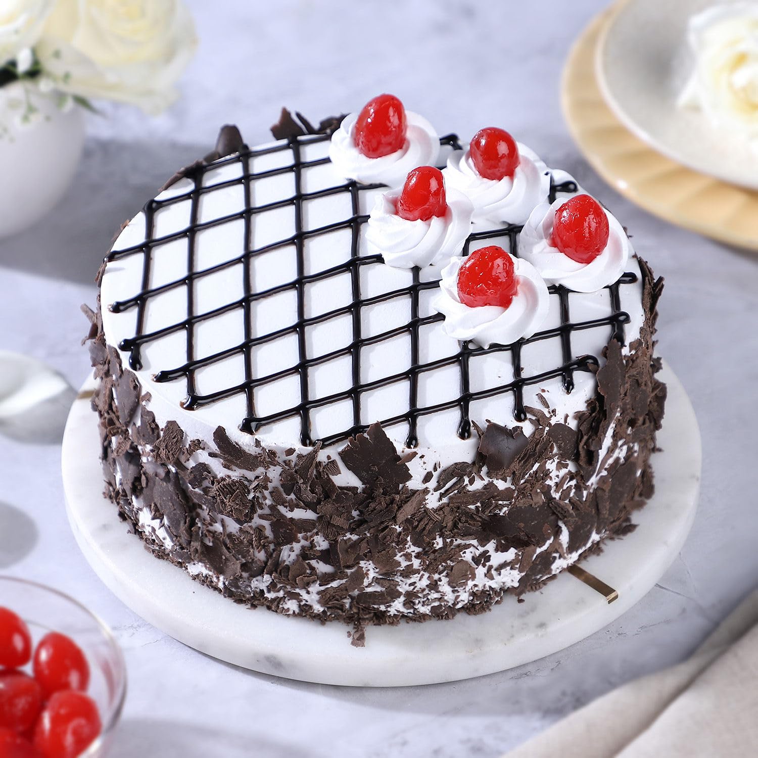 Fnp Black Forest Bliss-image-16
