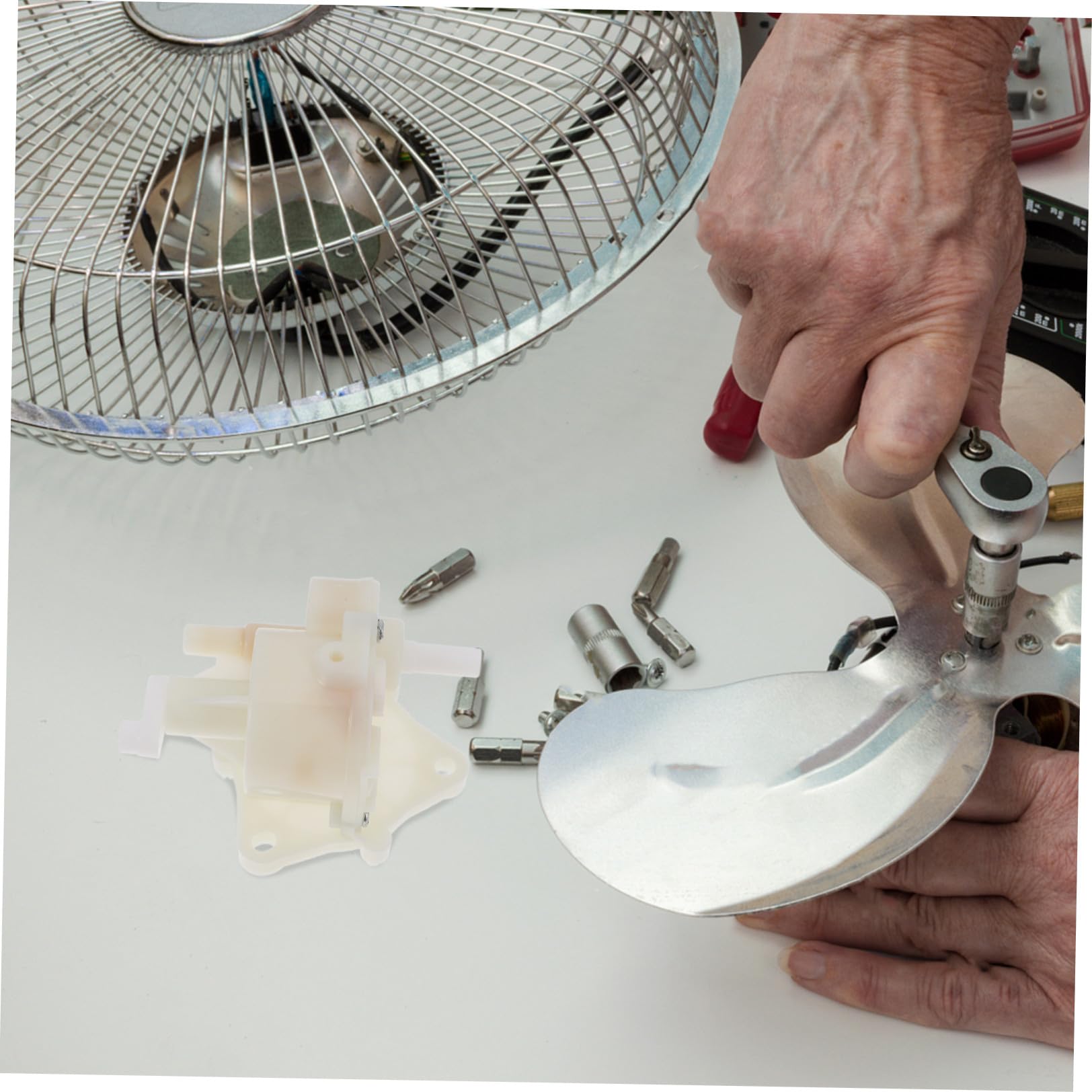 VICASKY Ingranaggio di Ricambio Design Multifunzionale per Ventilatore Elettrico Bianco e Oscillazione Stabile per Ventilatore da Tavolo a Piantana