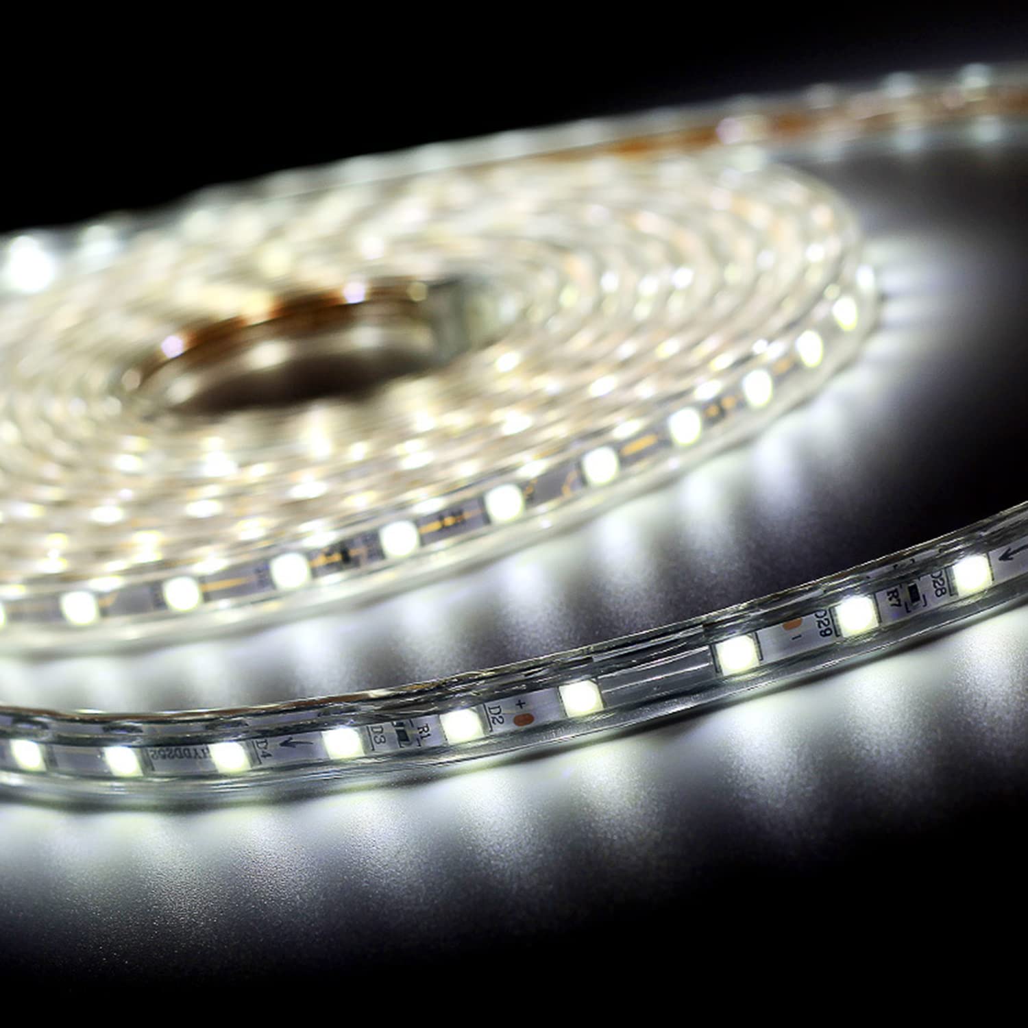 Taśma świetlna LED, 220 V, wodoszczelna listwa, 3 chipy 5050 SMD 5050, jasne oświetlenie LED, 60 diod LED/M, z wtyczką EU, do użytku wewnątrz i na zewnątrz, na wesele, Boże Narodzenie, światło