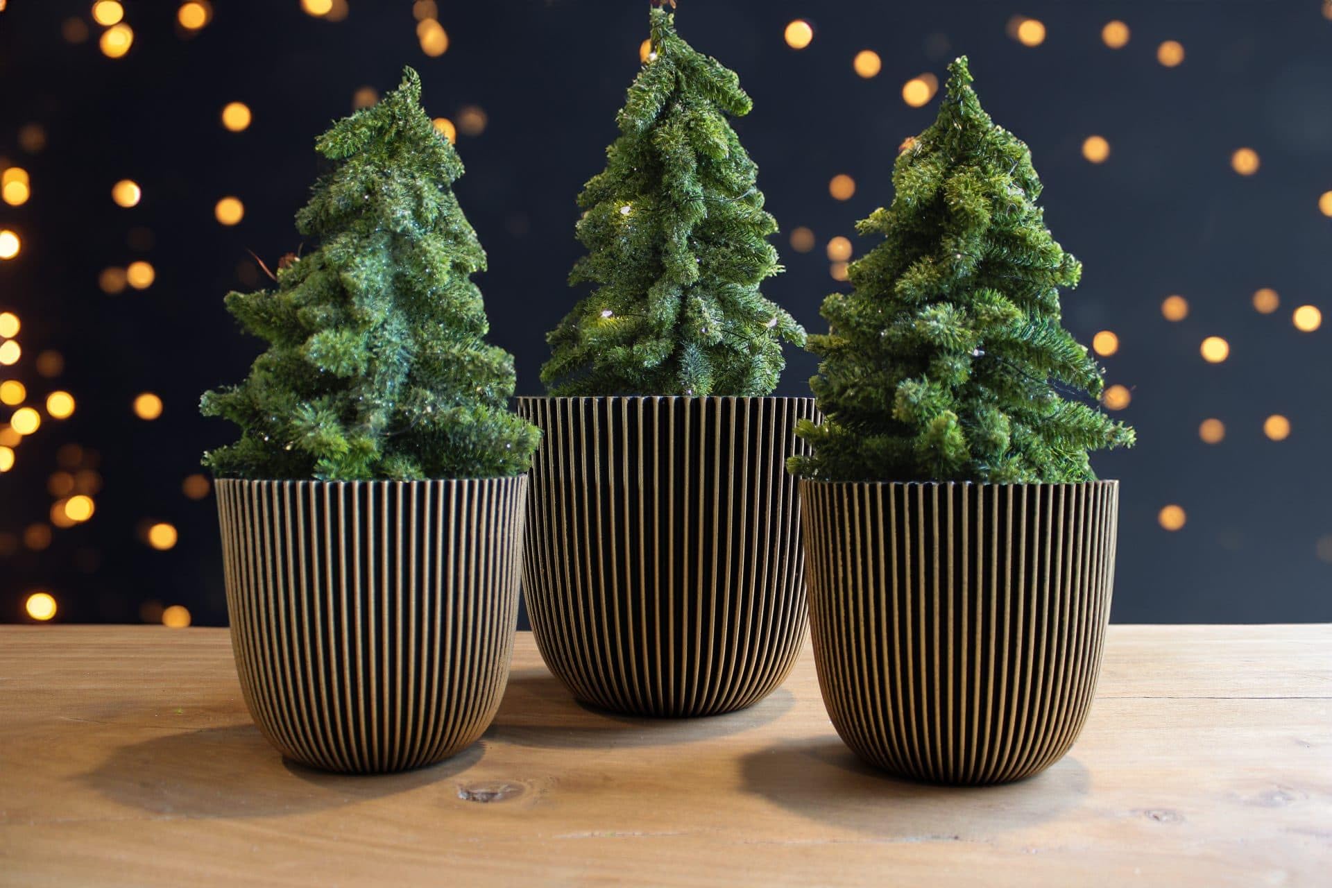 Capi Europe - Geschenkset Blumentopf Kugel Groove 'Made with' Gold - Set L - Blumentöpfe für drinnen und draußen - Hergestellt aus recycelten Materialien