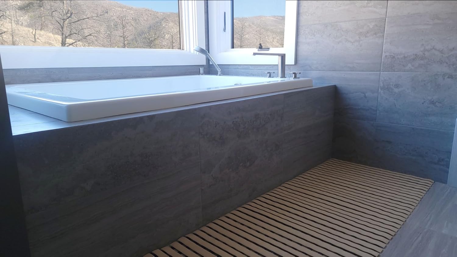 VinTread Flex Mat – Soft Non-Slip Vinyl Drainage Matting for Wet Areas – Pool, Shower, Sauna, Bath, Spa Indoor/Outdoor