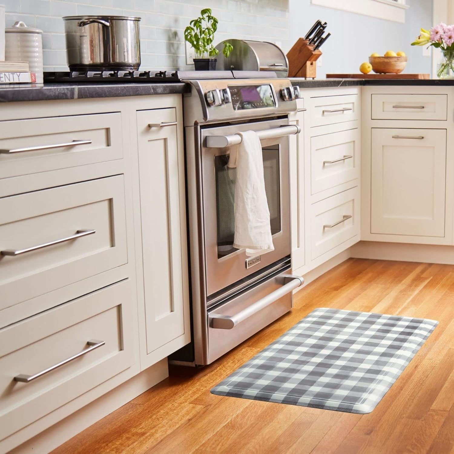 Home Dynamix Cat Cora Printed Embossed Gentle Step Buffalo Check French Country Kitchen Mat, Black/White, 19.6" x 39.3"