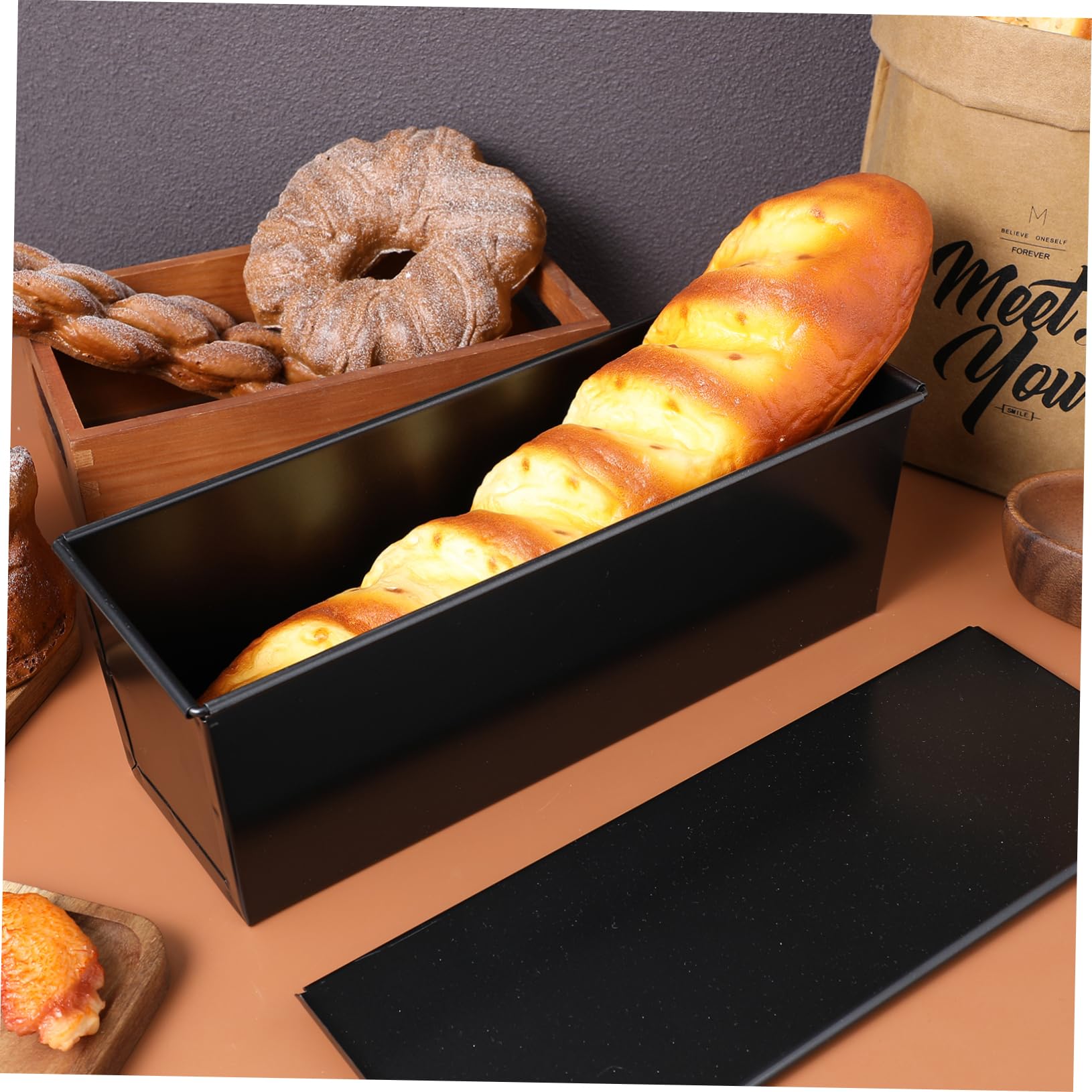 Moule à Pain Mie Rectangulaire avec Couvercle, Noir 750g