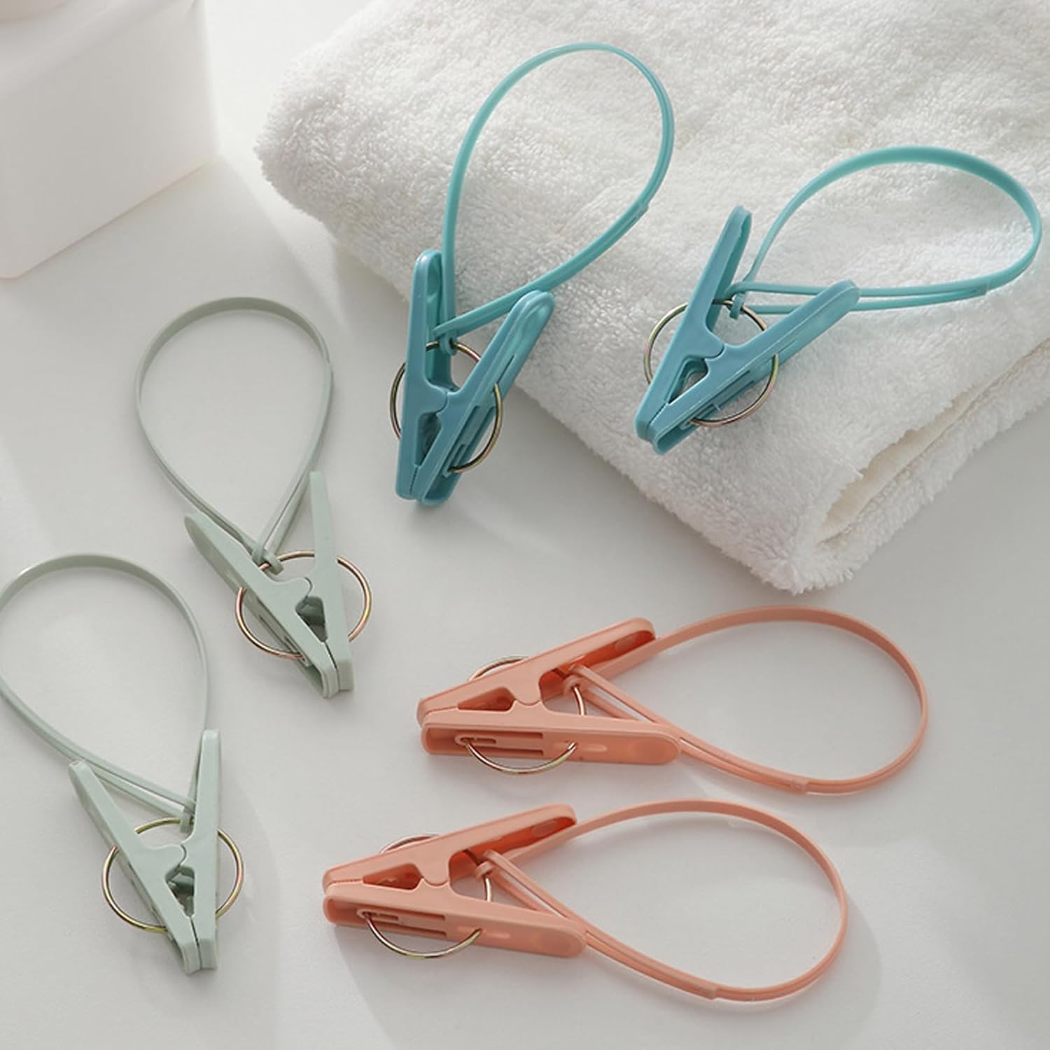24 Pack Clothes Pins Clothes Peg Clip Pins with Plastic Rope