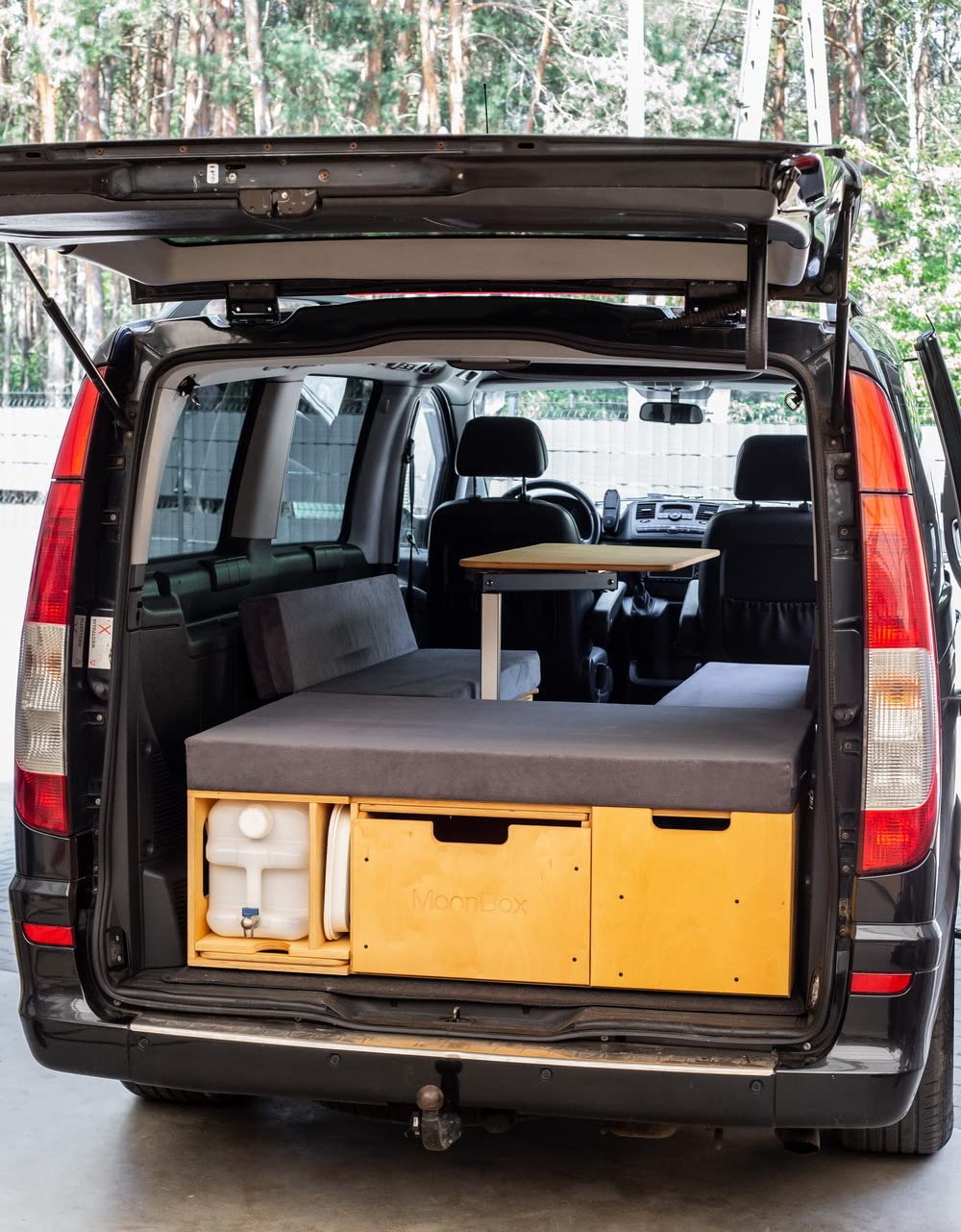 Moonbox Campingbox Modify Van/Bus 119cm Natur | mit Campingküche, Sitzplätze, Tisch, Bettfunktion/Schlafsystem | für Fahrzeuge mit Mind. 119cm Breite im Kofferraum