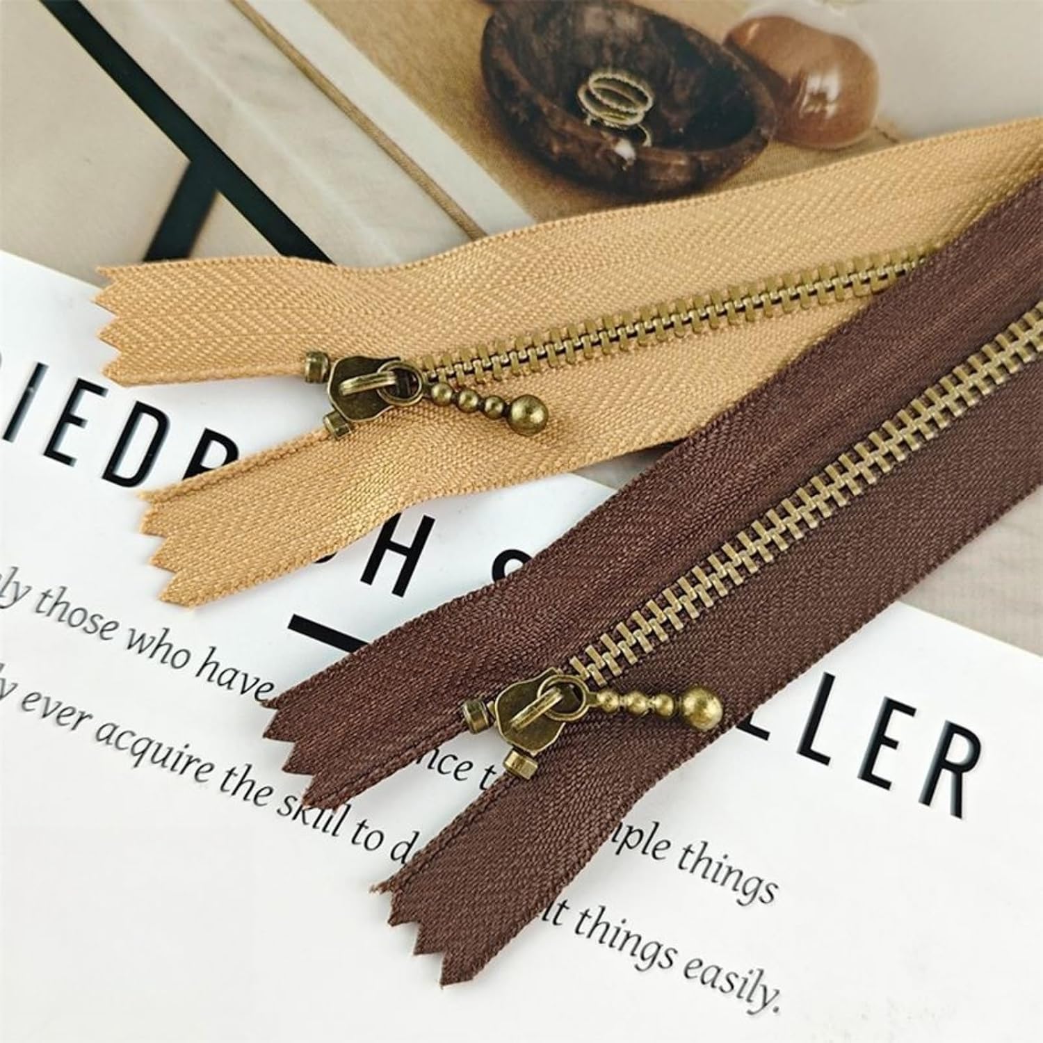 Wonesifee Metal Zippers 20pcs #3 Antique Brass Close-end Non-Separating Short Zippers Assorted Colorful for Purses Bags Pockets Handbags DIY Sewing Mixed 10Colors 2pcs Each (10Colors, 8inch-20pcs)