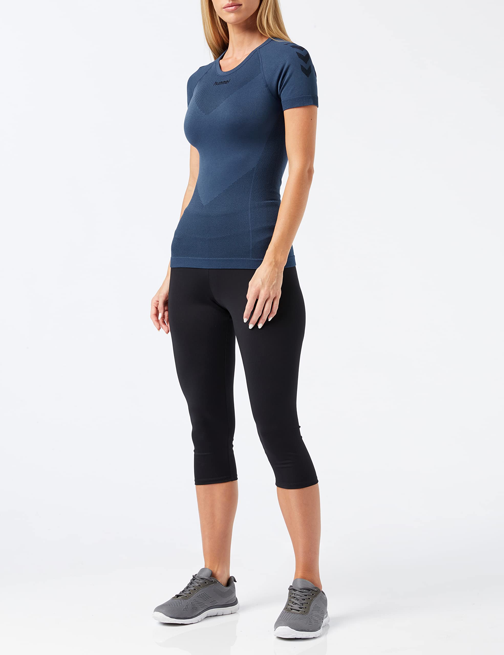 hummel T-Shirt First Damen
