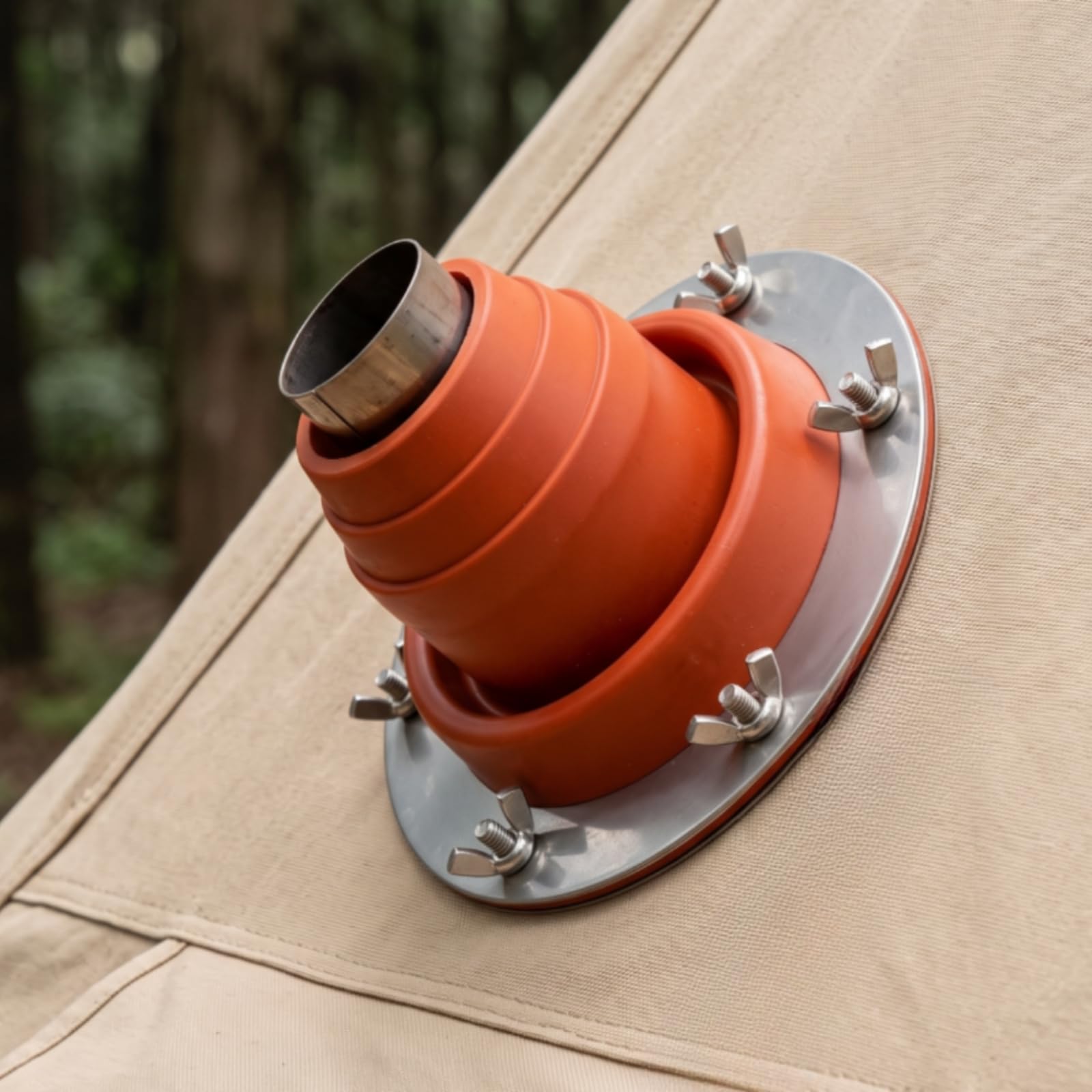Protector Chimenea con Brida Acero Inoxidable Aislante para Conducto Estufa Camping Resistente al con Tuercas y Sellado Firme para Tiendas Exterior, Negro, Estándar