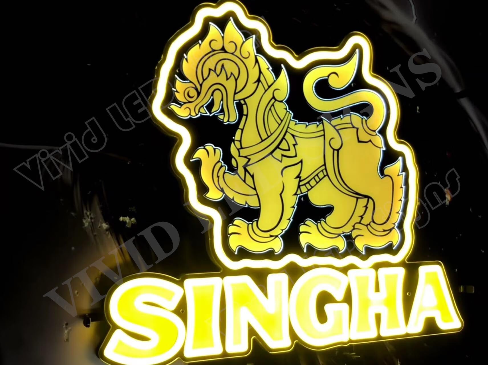 激レア!! タイのSINGHA Beerネオンライト Queen Sense 24