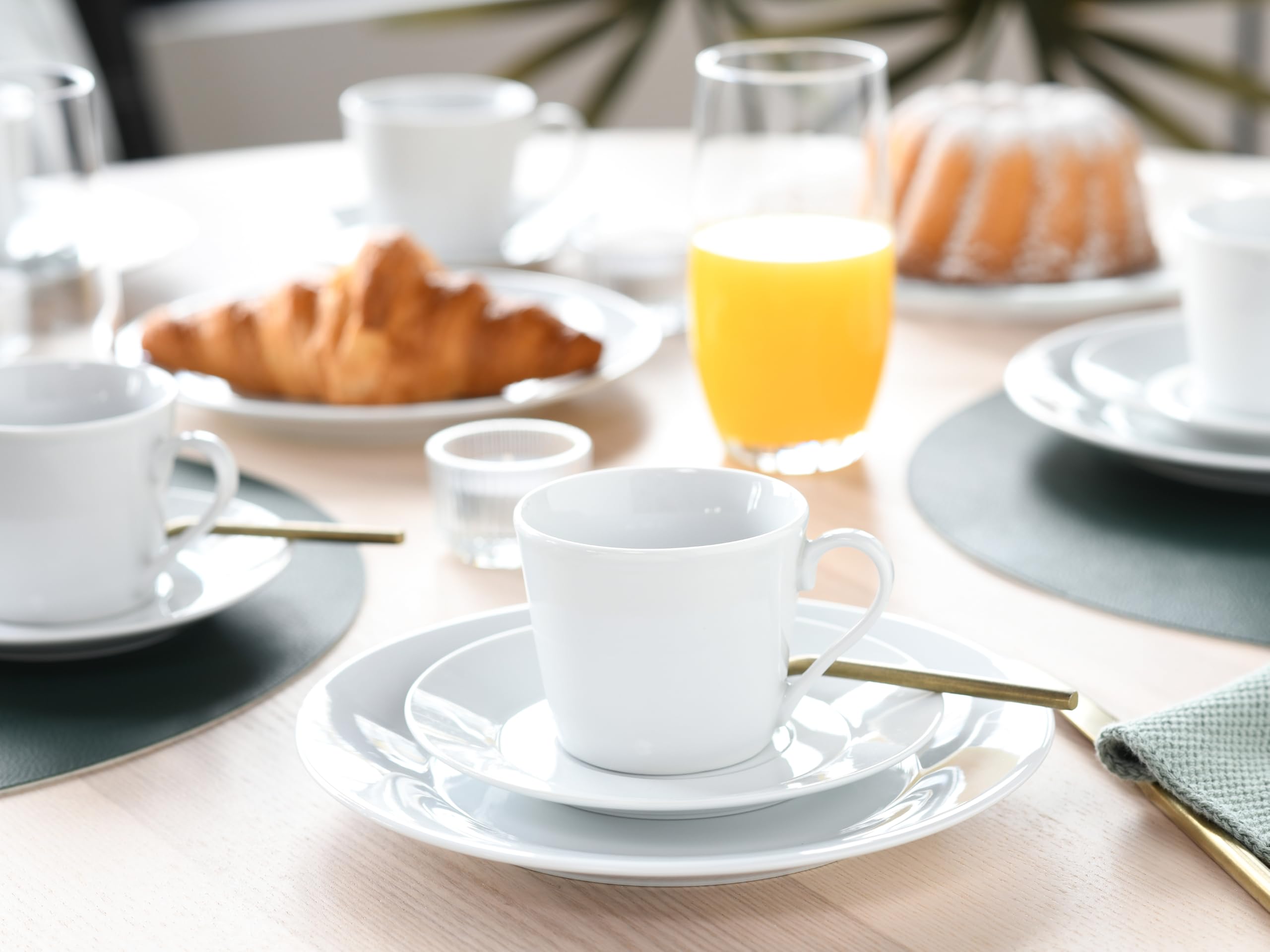 CreaTable, Serie Base Weiss, 30-teiliges Kombiservice aus Porzellan | Geschirrset, spülmaschinen- und mikrowellengeeignet, Qualitätsproduktion, 24533