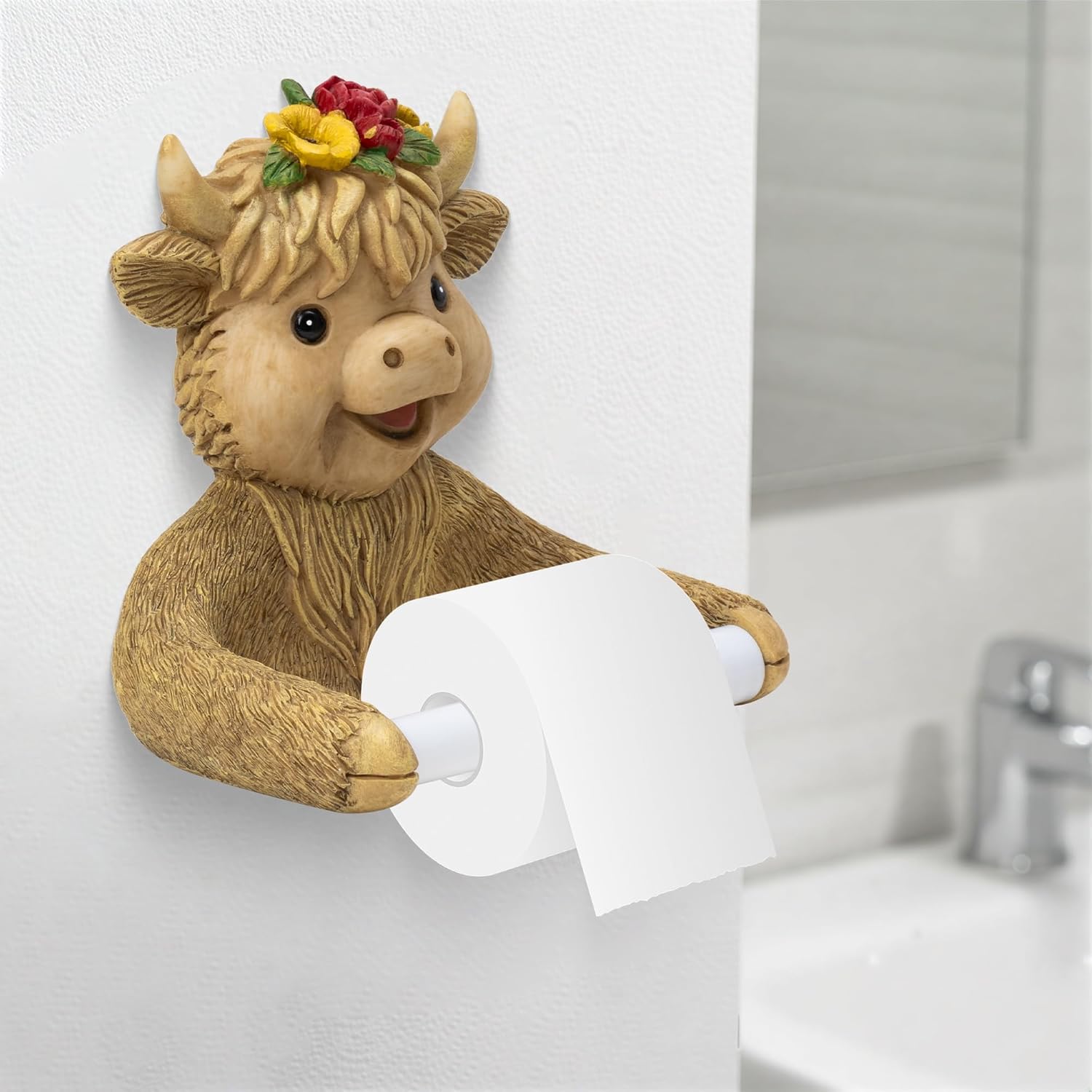 Highland Cow Resin Toilet Paper Holder Free Standing Bathroom Set with Nail for Bathroom, Funny Highland Cow Toilet Paper Roll Holder Unique Tissue Paper Storage for Cute Bathroom Decoration