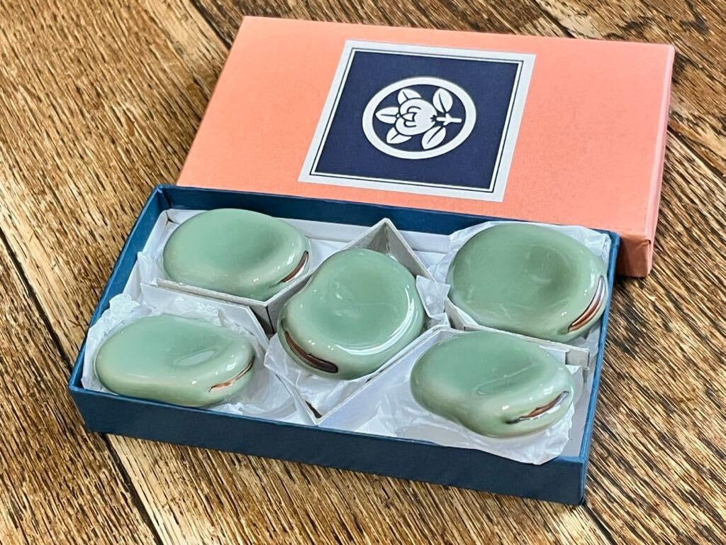 たち吉 そら豆 箸置 〈5個入り〉 瀬戸焼 和食器 たち吉 - TACHIKICHI