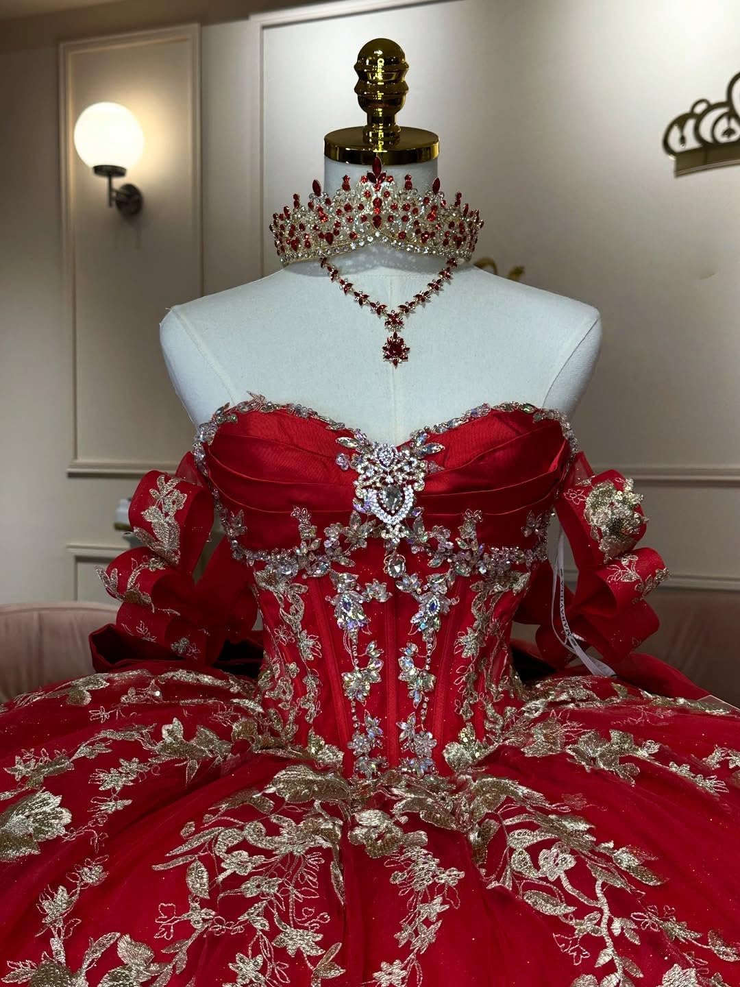 Zhangyo Off Shoulder Quinceanera Dresses with Bow Puffy Tulle Sweet 15 16 Dresses with Bow Gorgeous Lace Applique Ball Gown