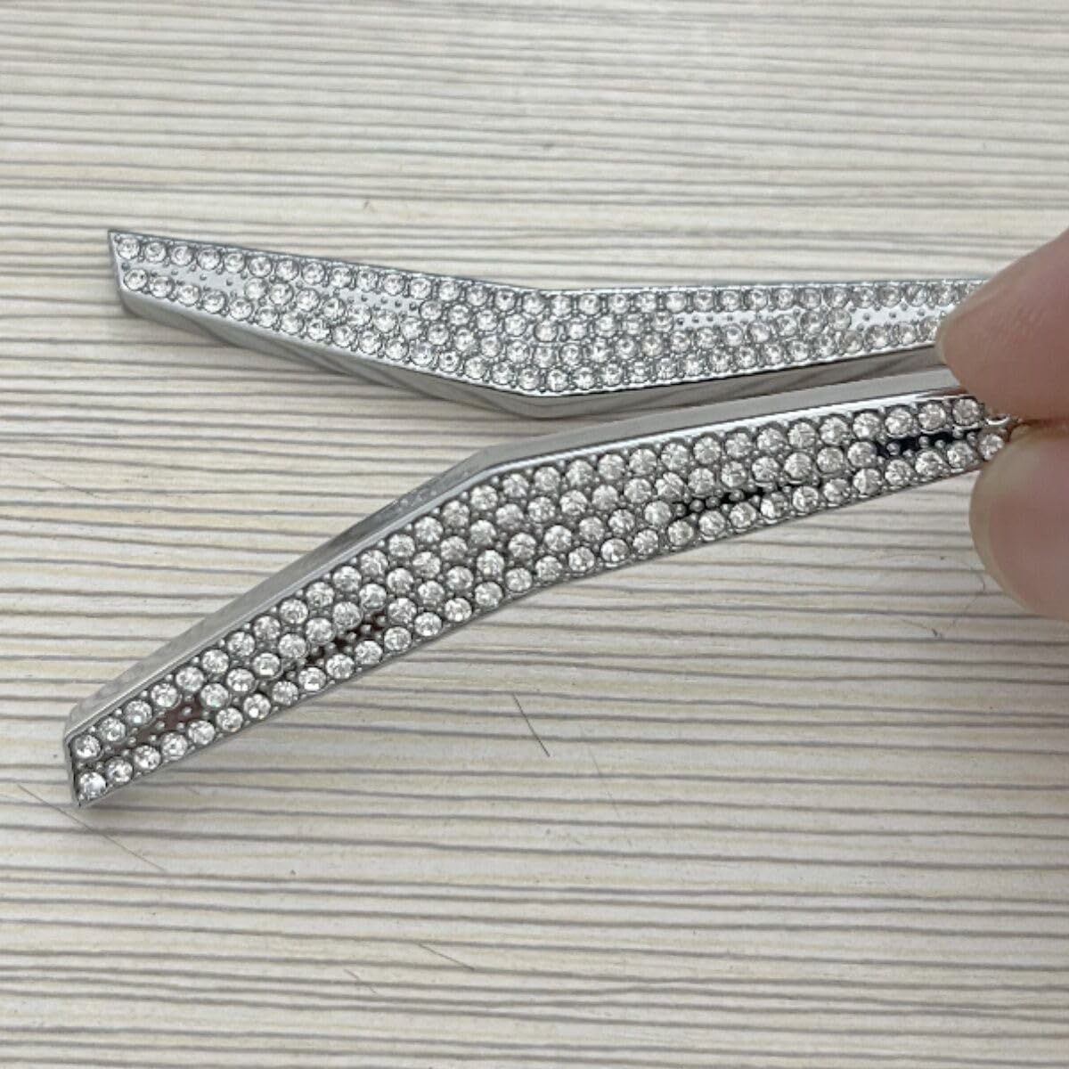 Bling Interior Car Accessories Fit for Cadillac XT4 2018-2023 Rhinestone Crystal Decorative Sticker Accessories Modification Woman Accessories (Seat Back Trim Stickers 4pc/Set)