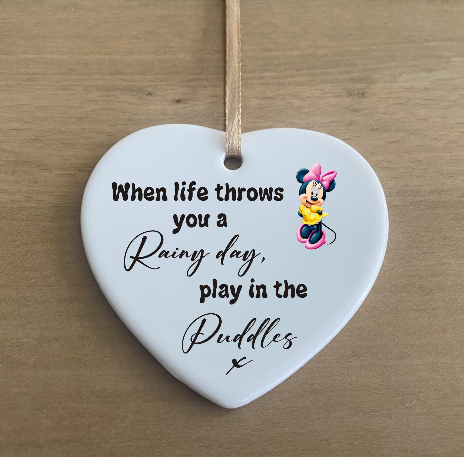 Life Throws You Rainy Day Minnie Quote Ceramic Heart With Gold Ribbon Plaque Gift Sign cr79