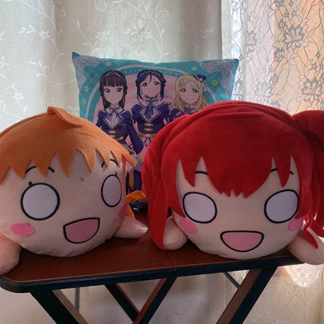 【セット】ラブライブ　寝そべりぬいぐるみ＋クッションセット Amazon.co.jp: ラブライブ 寝そべりぬいぐるみ クッション セット
