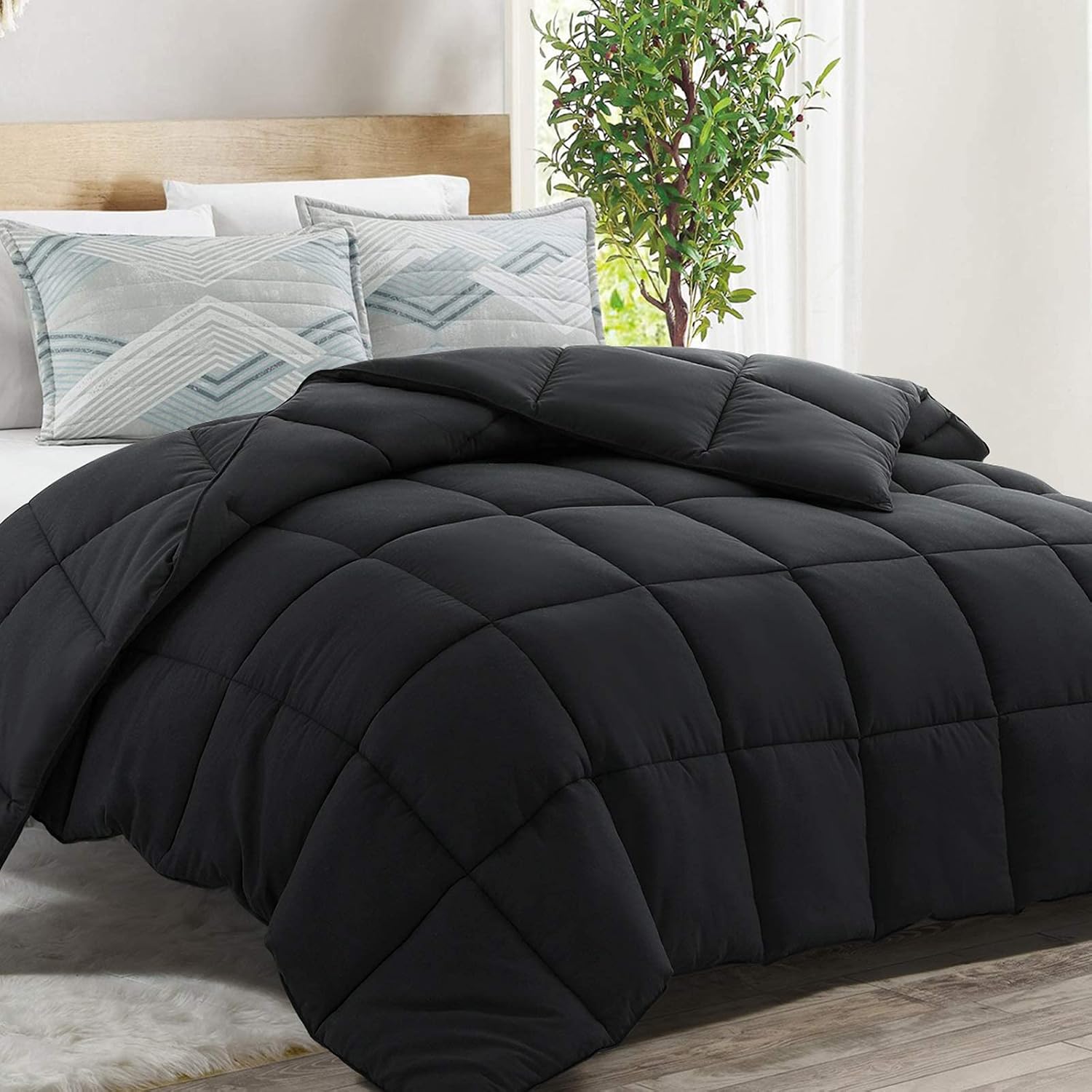EDILLY All Season Queen Size Soft Quilted Down Alternative Comforter Hotel Duvet Insert with Corner Tabs, Fluffy Machine Washable, Black, Queen,88" X 88"
