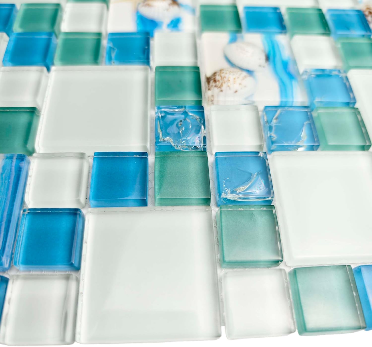 Hominter Ocean Breeze Glass Tile Blue & Green Beach Theme with Sea Shell Accents, Elegant Mosaic for Kitchen Backsplash, Bathroom Wall and Pool Decor (5 Square Feet)