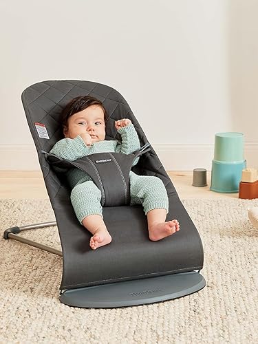 Miniatura 2 de BabyBjörn Bouncer Bliss, Antracita, Tejido, Edredón Clásico  Asiento gorila ajustable 2 en 1 para bebé y silla para niños pequeños, recién nacido a