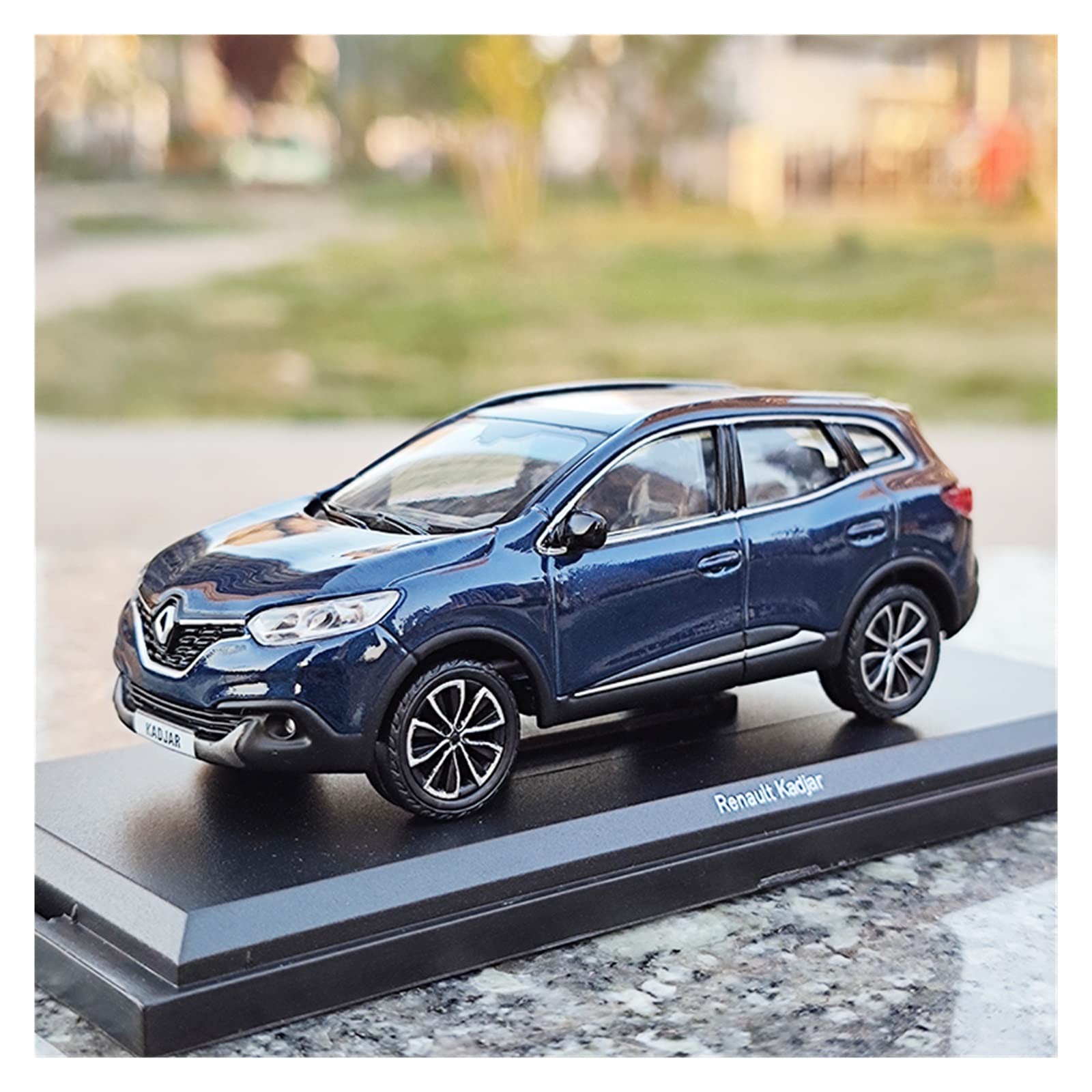 Emrgazqd One Color Scale Finished Model Car 1:43 For Renault Kadjar Suv Simulation Alloy Scale Off-Road Car Model Static Vehicle Collectible Ornament Miniature Replica Car
