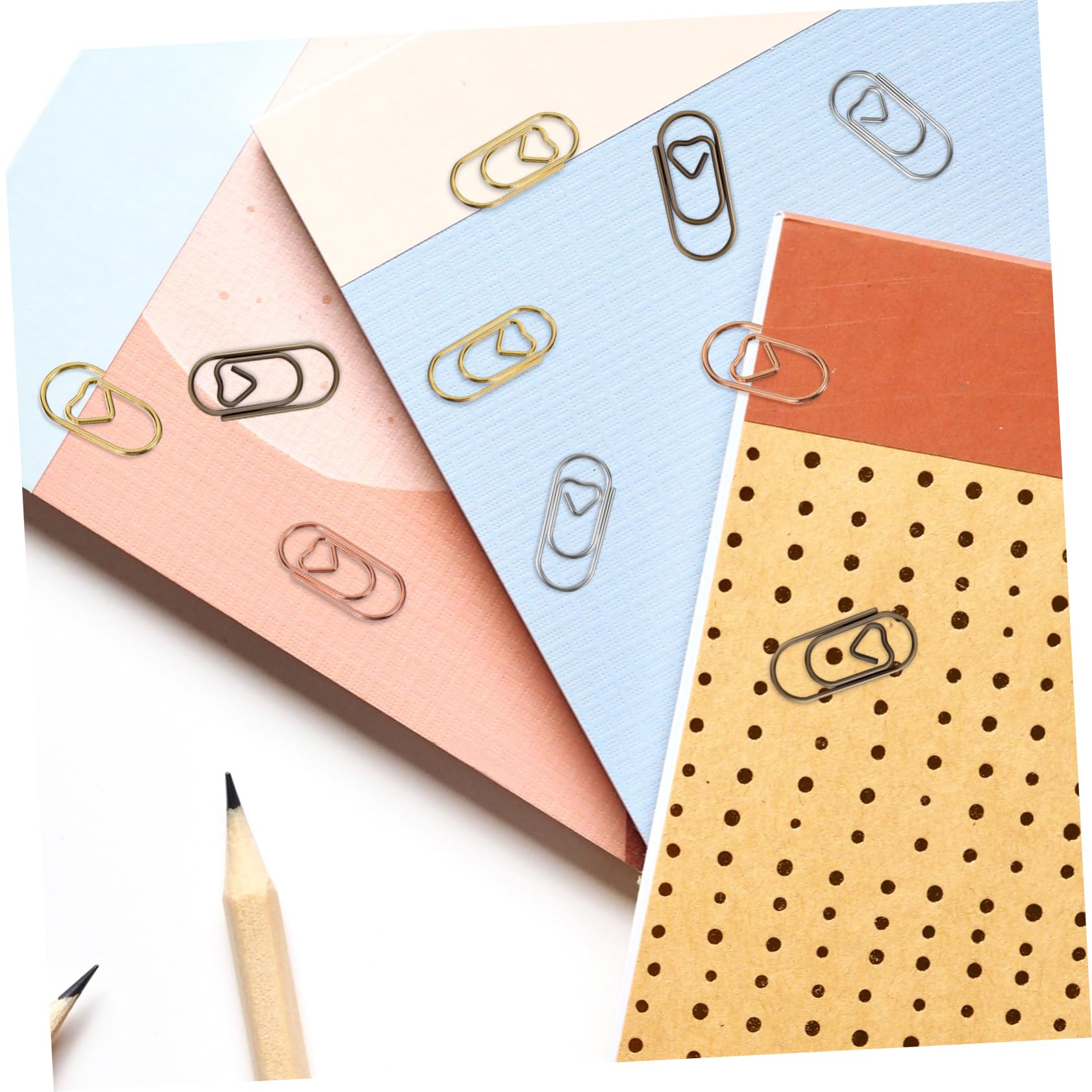 Uonlytech 5 Set Mini Love Paper Clip A Forma Di Colorato Mini Graffette A Cuore Minuscolo Mini Clip Di Carta Graffette Standard Graffetta Per Fogli Misurare Guidato Metallo 200 Pezzi * 5