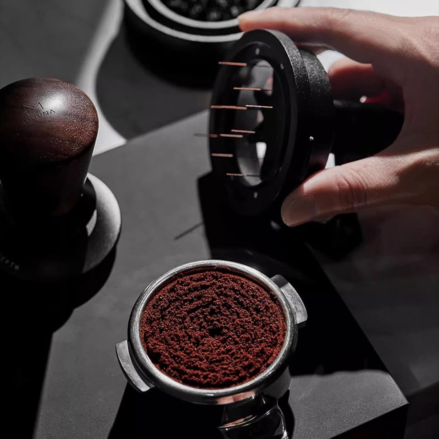 Distributore di caffè Espresso ad ago da 58 mm, Regolabile in Altezza, con Base di Pulizia per Uso Domestico e in caffetteria.