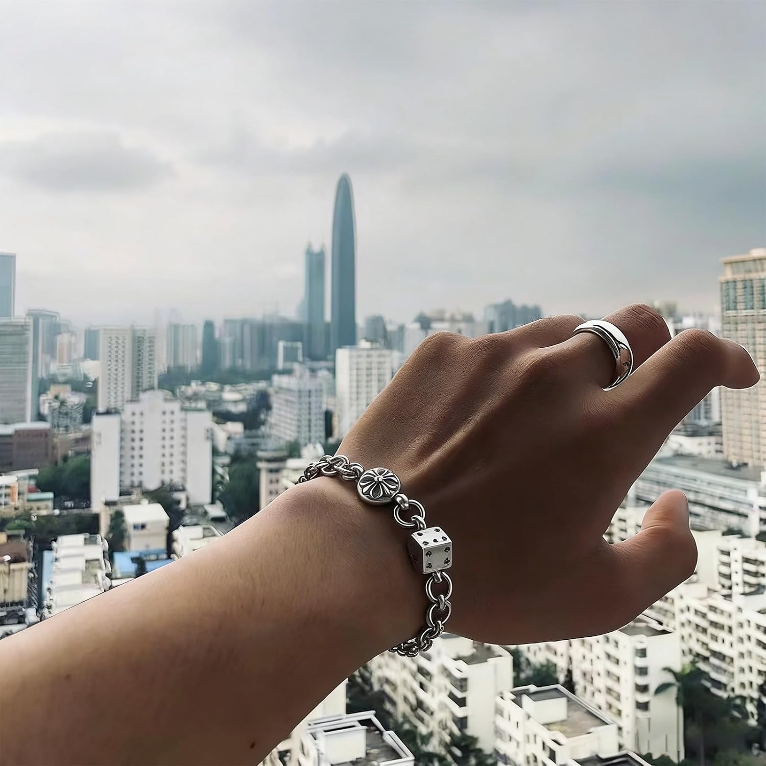 Unisex Silver Cross Dice Bracelet, Adjustable Stainless Steel Chain Bracelet for Men Women, Hypoallergenic Fashion Jewelry, Gift for Couples Anniversary Birthday Daily Wear