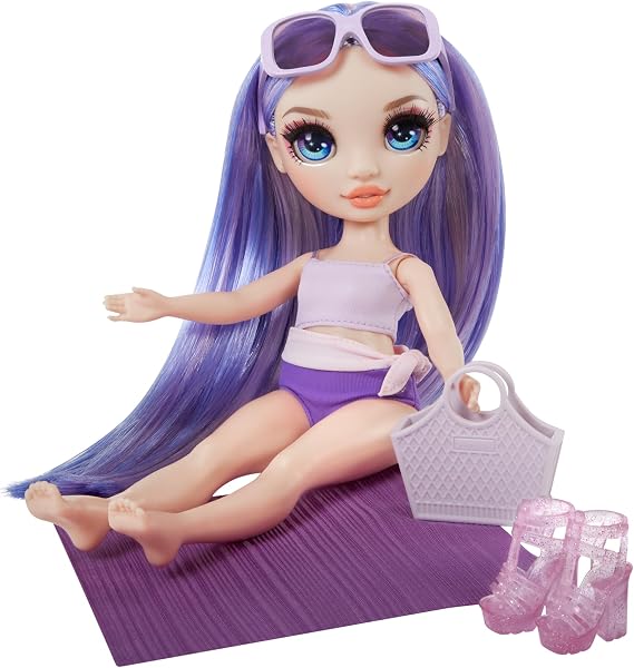 RAINBOW HIGH Swim & Style - Violet (Violet) - Poupée de 28 cm avec Paréo Chatoyant à Porter de Plus de 10 Façons - Maillot de Bain, Sandales, Accessoires - Jouet pour Enfant - pour Les 4-12 Ans - 5