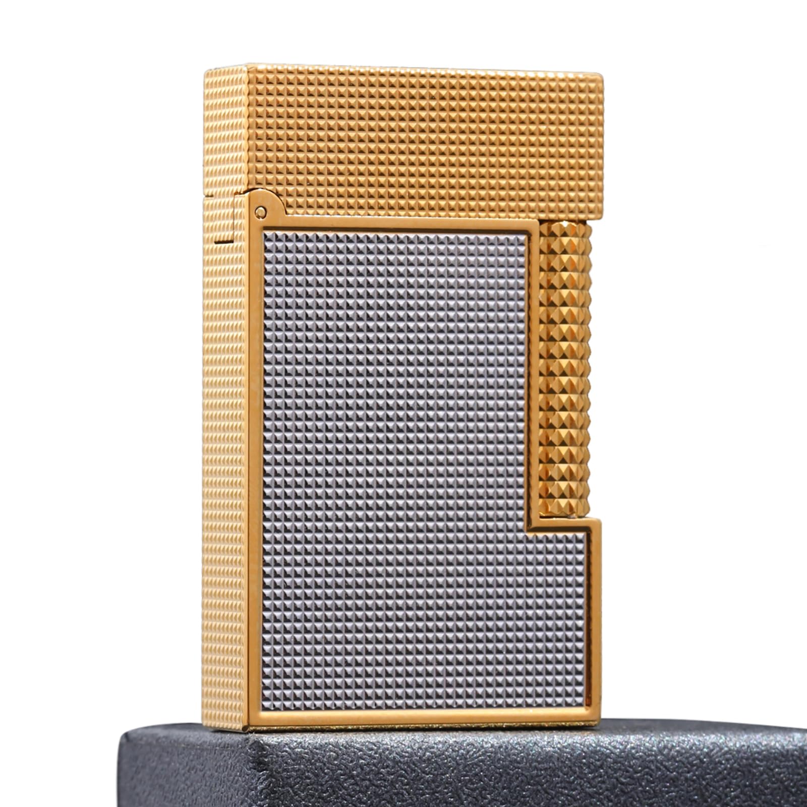 Briquet classique vintage en cuivre sculpté pour un cadeau d'homme