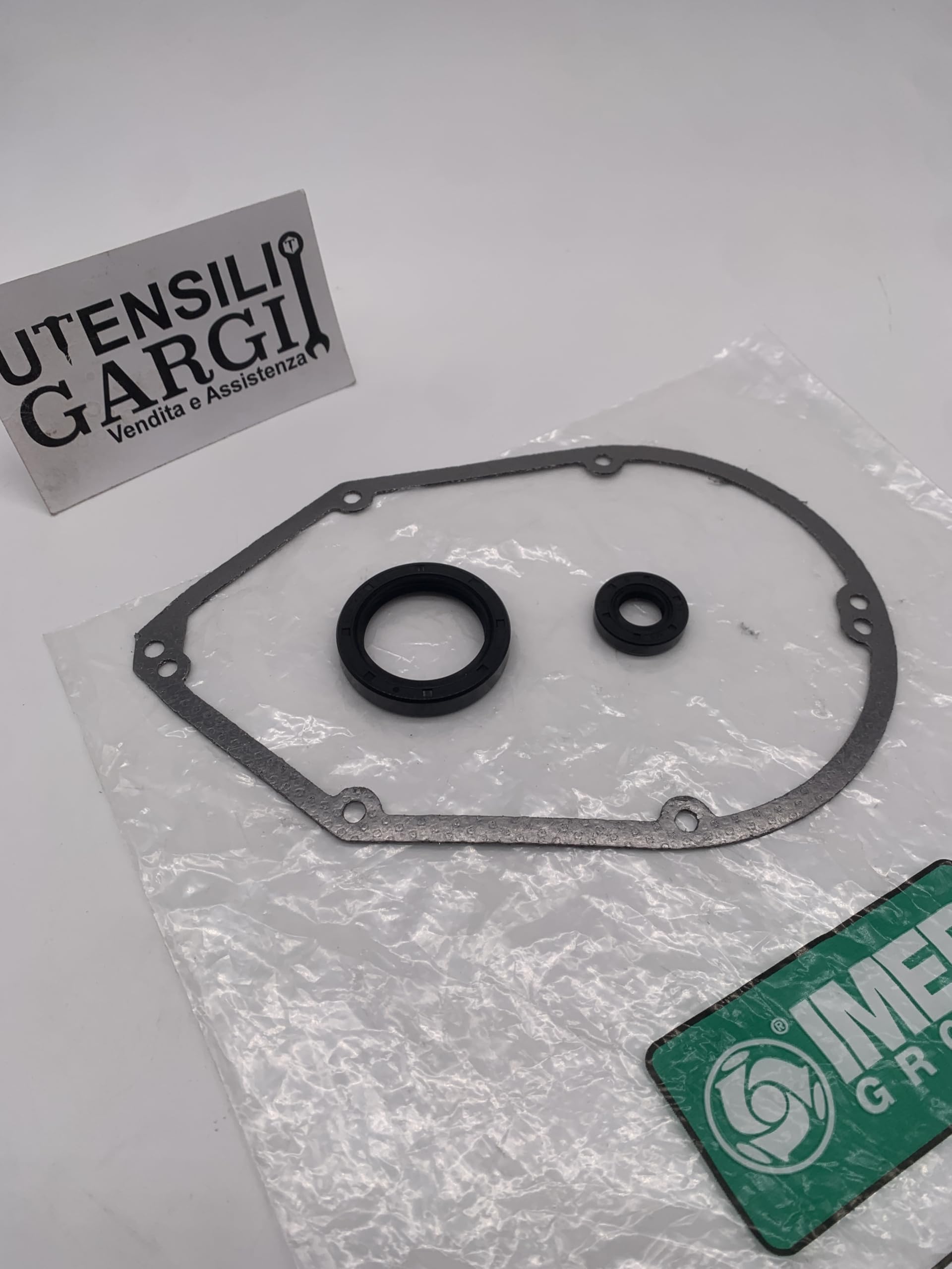 KIT GUARNIZIONE E 2 PARAOLIO PER RIDUTTORE BETONIERA IMER SYNTESI 140-140 HDPE -160