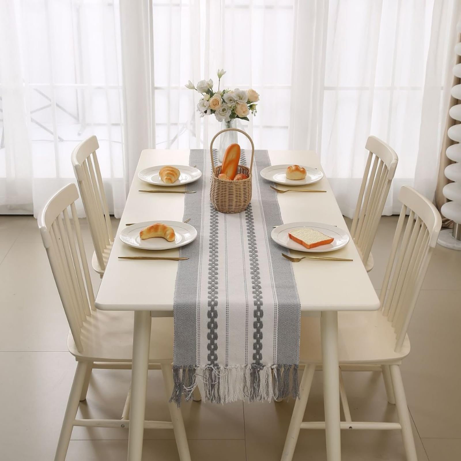 Grau Tischläufer Polyester, Dekostoff Tischläufer Abwaschbar Tischband Jacquard Gestreift mit Quasten Tischdecke für Küche Esstisch Hochzeit Tabletop Dekor, 35x220 cm, Grau