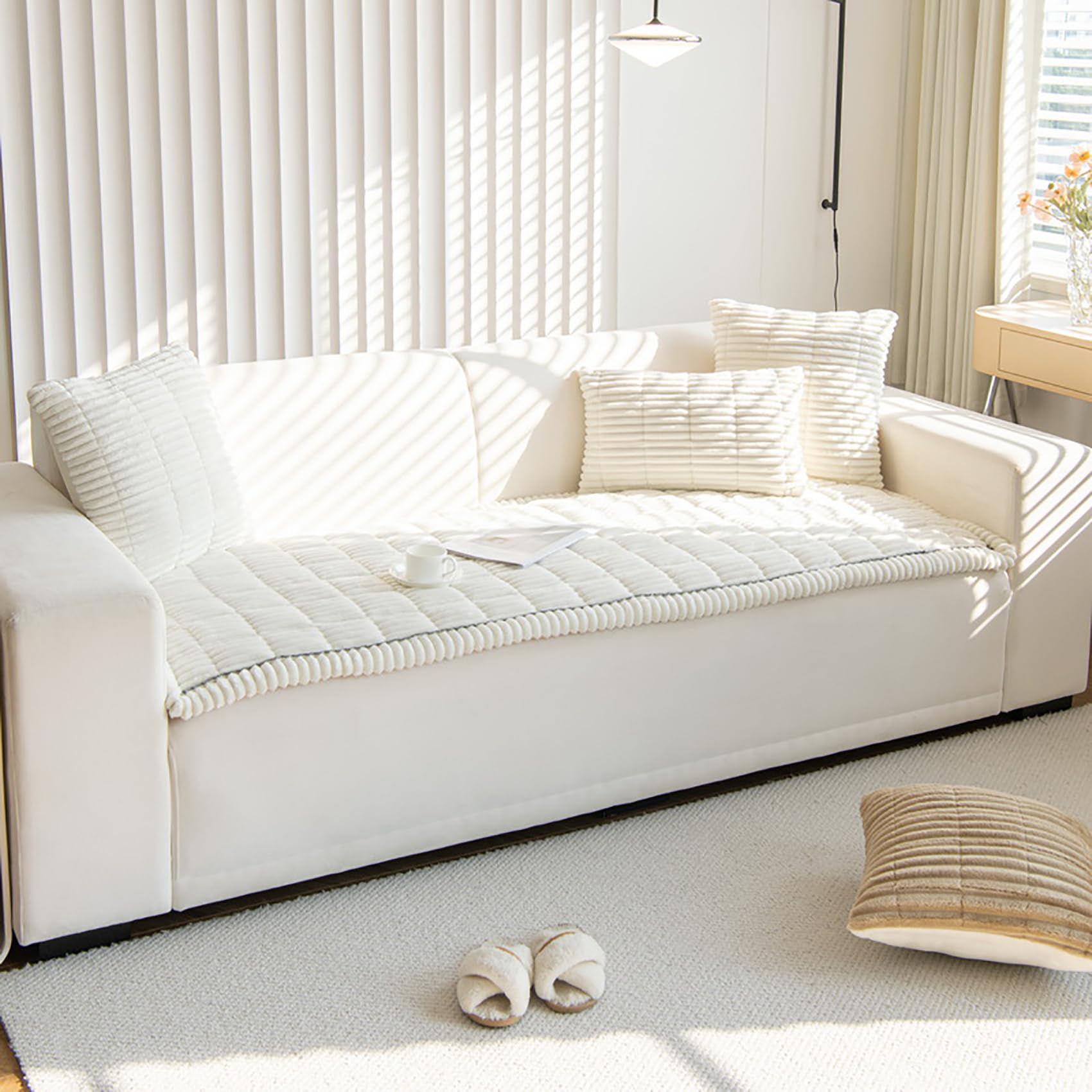 HOMEREFROM Couch Cover for Dogs Washable, Couch Protector for Dogs, Non Slip Protective Couch Cover, Fuzzy Pet Mat Bed Couch Cover (White,