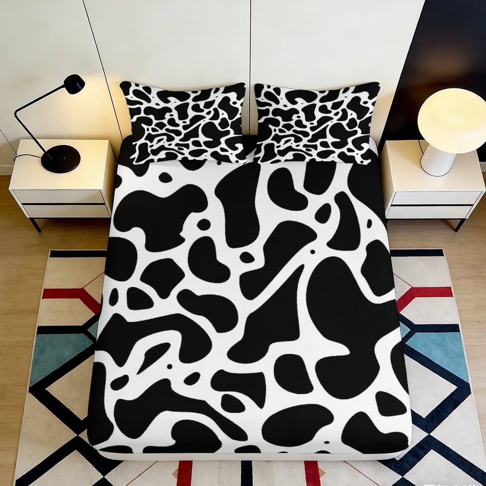 3D Printed Black and White Cow Pattern Fitted Sheet Microfiber Durable Breathable Abstract Spots Bed Cover for Bedroom Dorm Dormitory Mattress Protection 160x200x25cm
