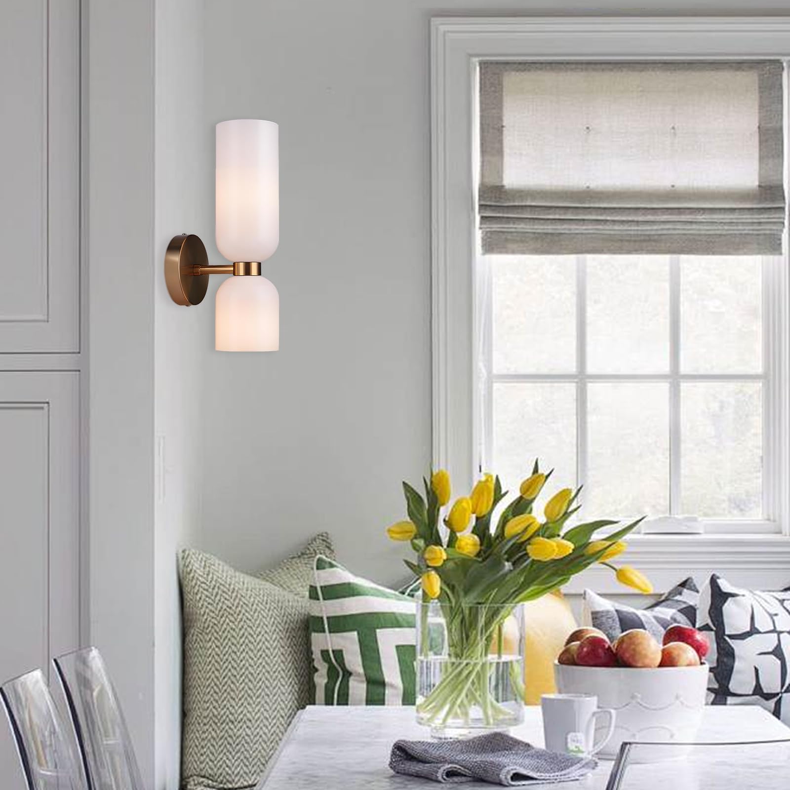 Moderne 2-Flammige Wandleuchte Gold, Elegante Glass Wandlampe, E14 Innenbeleuchtung für Schlafzimmer, Bad & Wohnzimmer (Milchweiß)