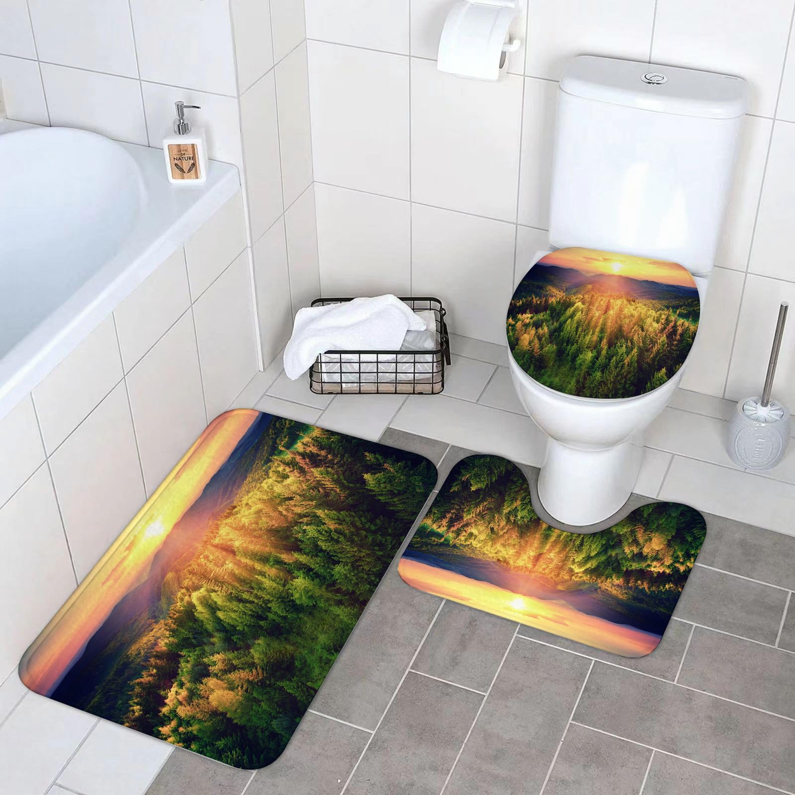 Set di 3 tappetini da Bagno, Lavabili in Lavatrice e Antiscivolo, in Morbida Fibra Superfine, con Motivo Alba e Natura.