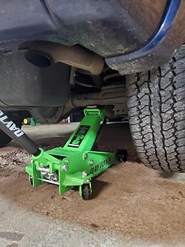 Daytona 3 Ton Professional Rapid Pump Floor Jack, Green (DaytonGHD3T)