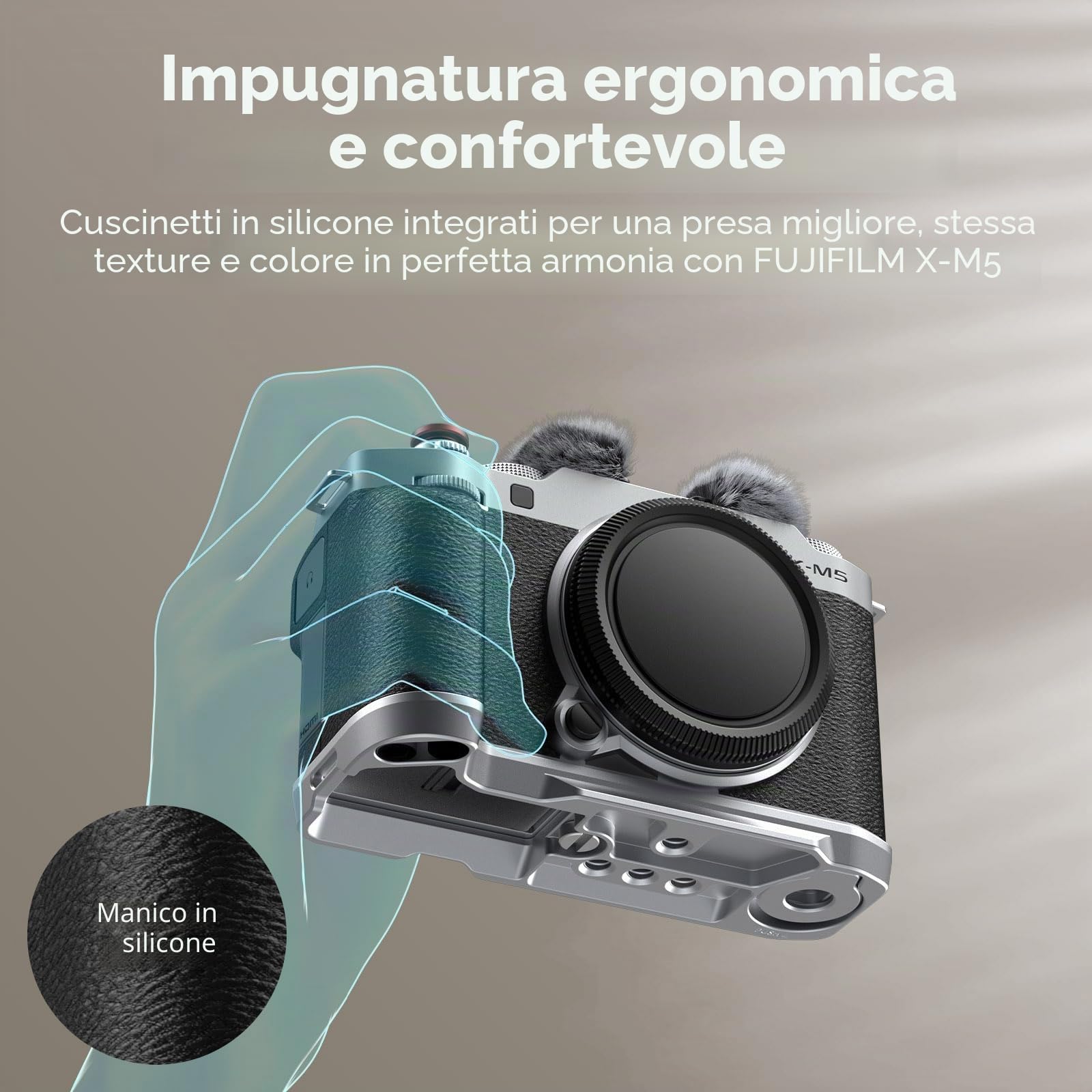 SMALLRIG X-M5 Impugnatura L per FUJIFILM X-M5, Piastra a Sgancio Rapido Integrata per Arca, Maniglia Laterale in Silicone Leggero, Include Parabrezza con Adattatore per Slitta Fredda (Argento) - 4875