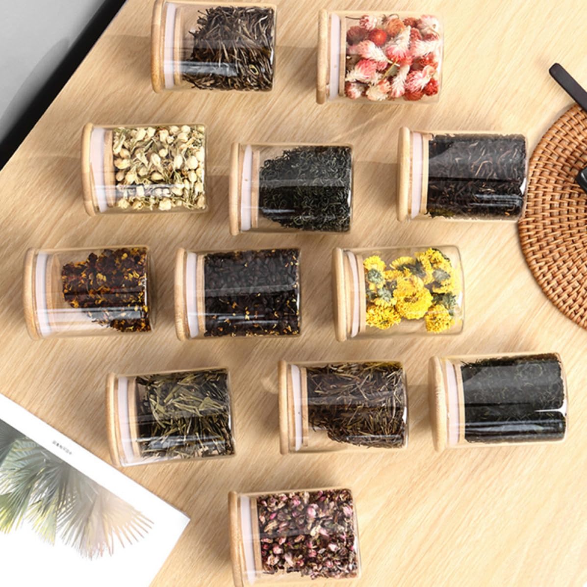 Zerodeko Juego de 12 Botes de Vidrio 250ml con Tapa de Bambú | Cierre Hermético, para Cereales, Arroz, Azúcar, Té y Café, Almacenamiento de Cocina, Formato Compacto