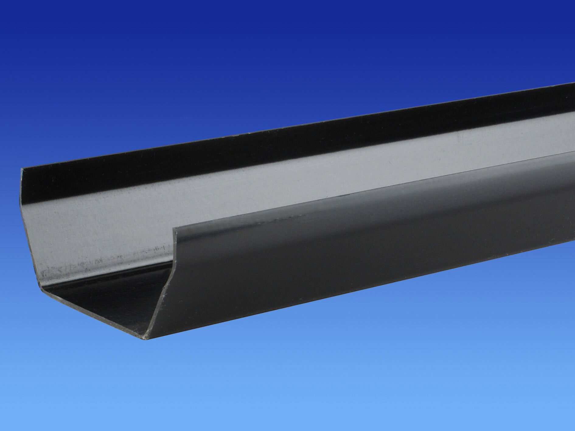 Wavin OSMA Squareline Gutter 4M 100mm Black 4T874b