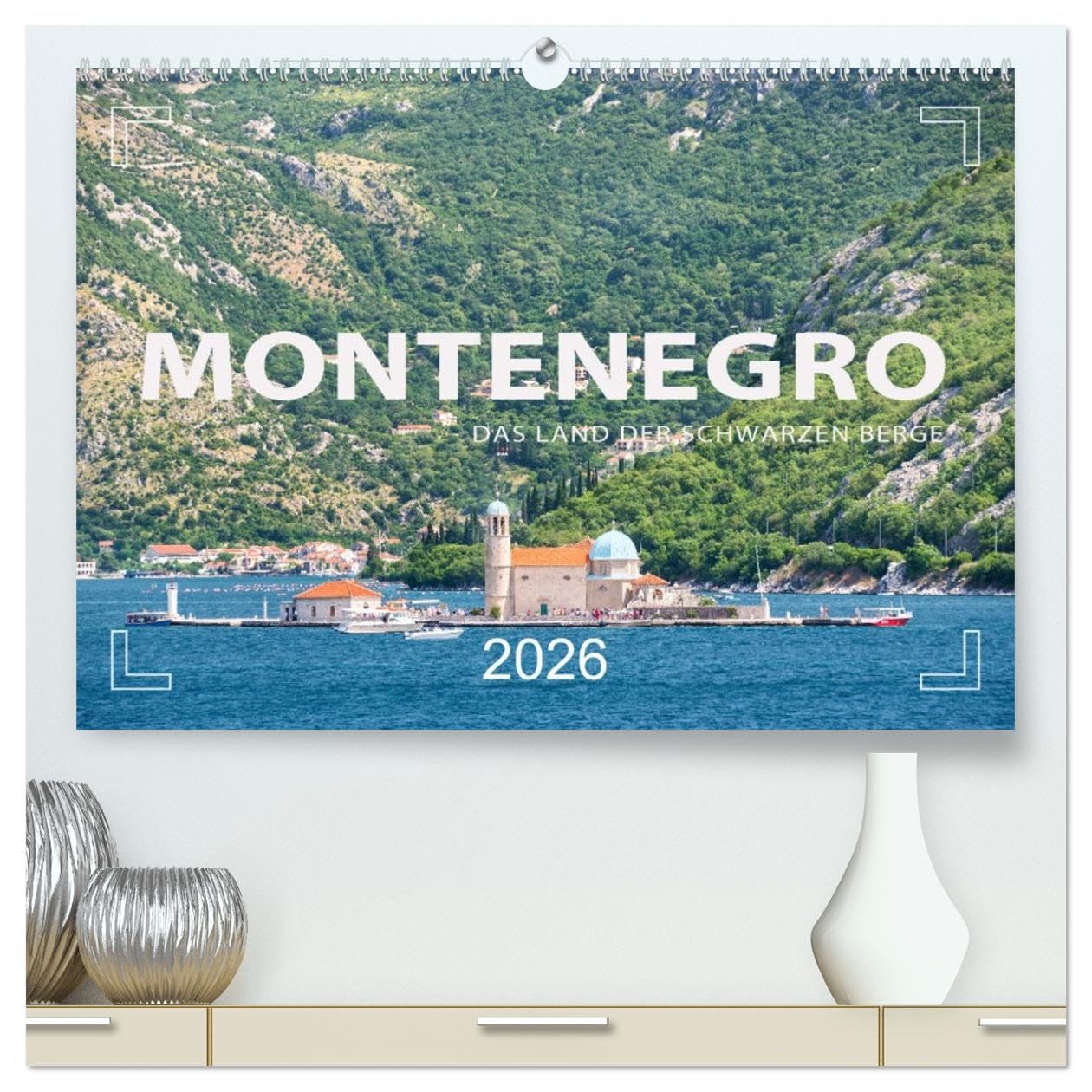Montenegro - Das Land der schwarzen Berge (hochwertiger Premium Wandkalender 2026 DIN A2 quer), Kunstdruck in Hochglanz: Land im Balkan mit traumhaften Landschaften (CALVENDO Orte)