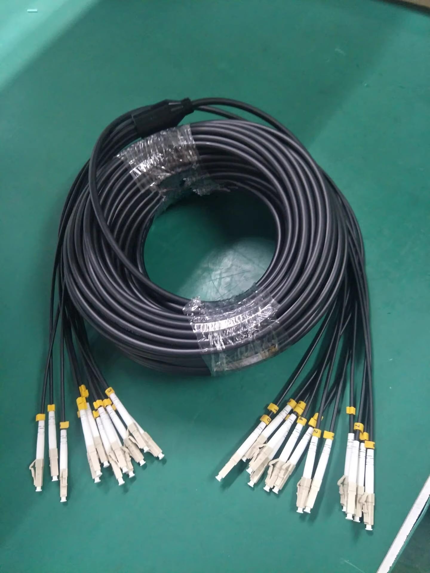 Cable de fibra óptica blindado de TPU, multimodo OM3-300, 2/4/6/8/12 núcleos, LC-LC, SC, FC, ST, UPC, latiguillo de fibra óptica flexible, FTTH, 250 m(12-core LC UPC-LCUPC)