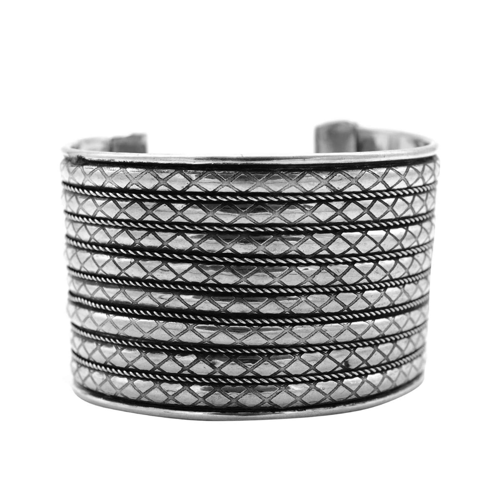 TEEJH Zia Embossed Silver Oxidized Cuff for Women (B0915J3PJJ) Amazon Price History, Amazon Price Tracker