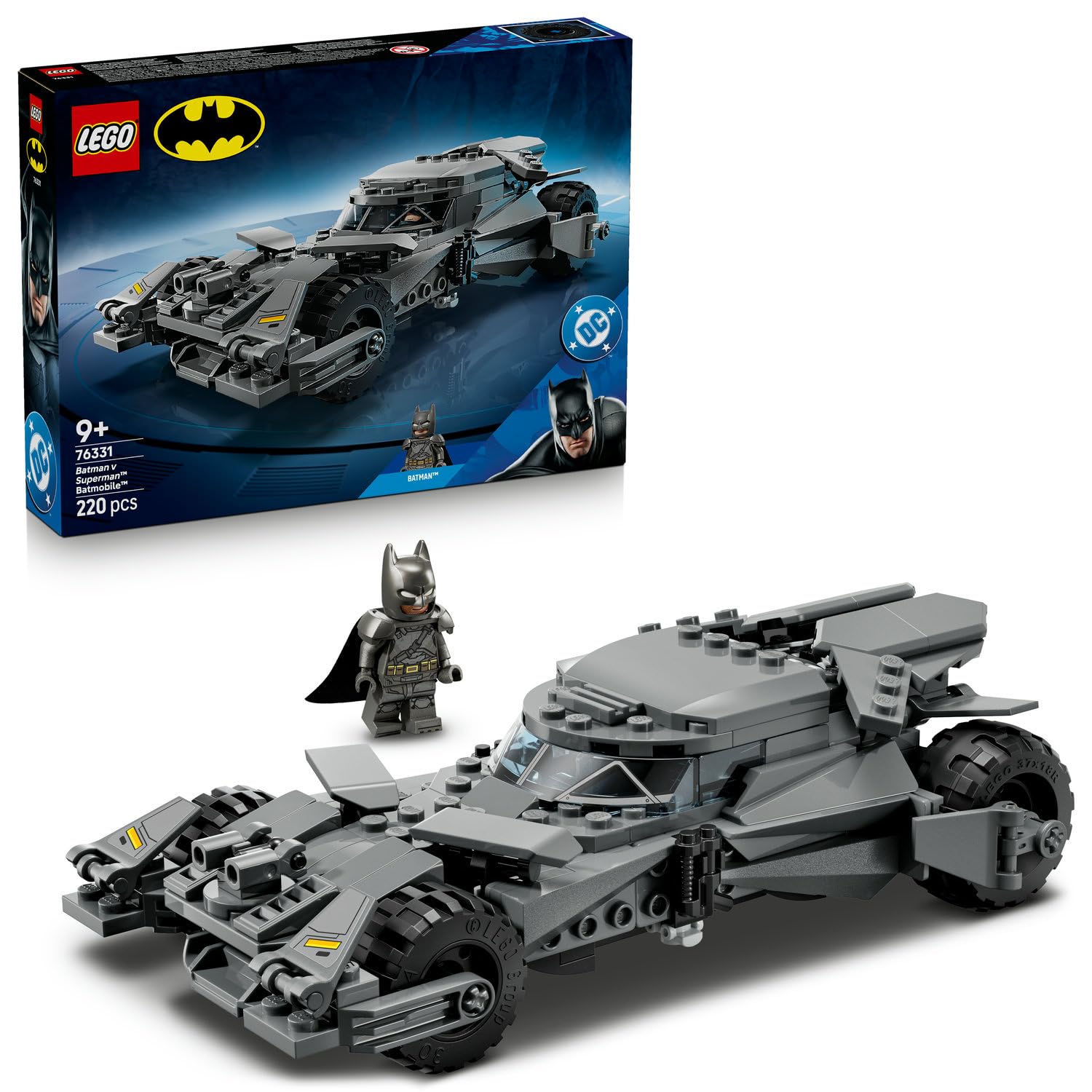 LEGO DC Batman Batman ve Superman Batmobile 76331-9 Yaş ve Üzeri Erkek ve Kız Çocuklar için Kumaş Pelerinli, Zırhlı Hatıra Minifigürü İçeren Yaratıcı Oyuncak Yapım Seti, Hediye Fikri (220 Parça)