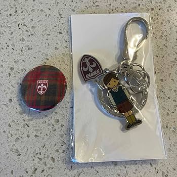 Amazon.co.jp: 頌栄女子学院 中学校 キーホルダー バッヂ付き 2
