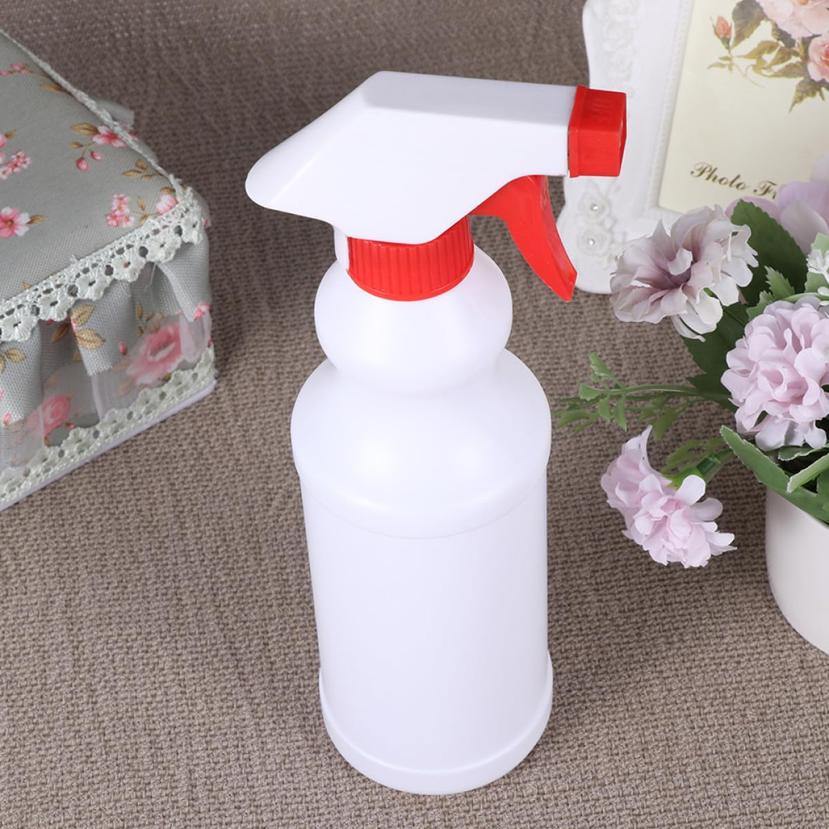 12 Stück 500 ml Kunststoff Sprühflaschen mit Pumpsprühkopf Auslaufsichere Nachfüllflaschen für Pflanzenpflege Haarspray und Reinigung Rot