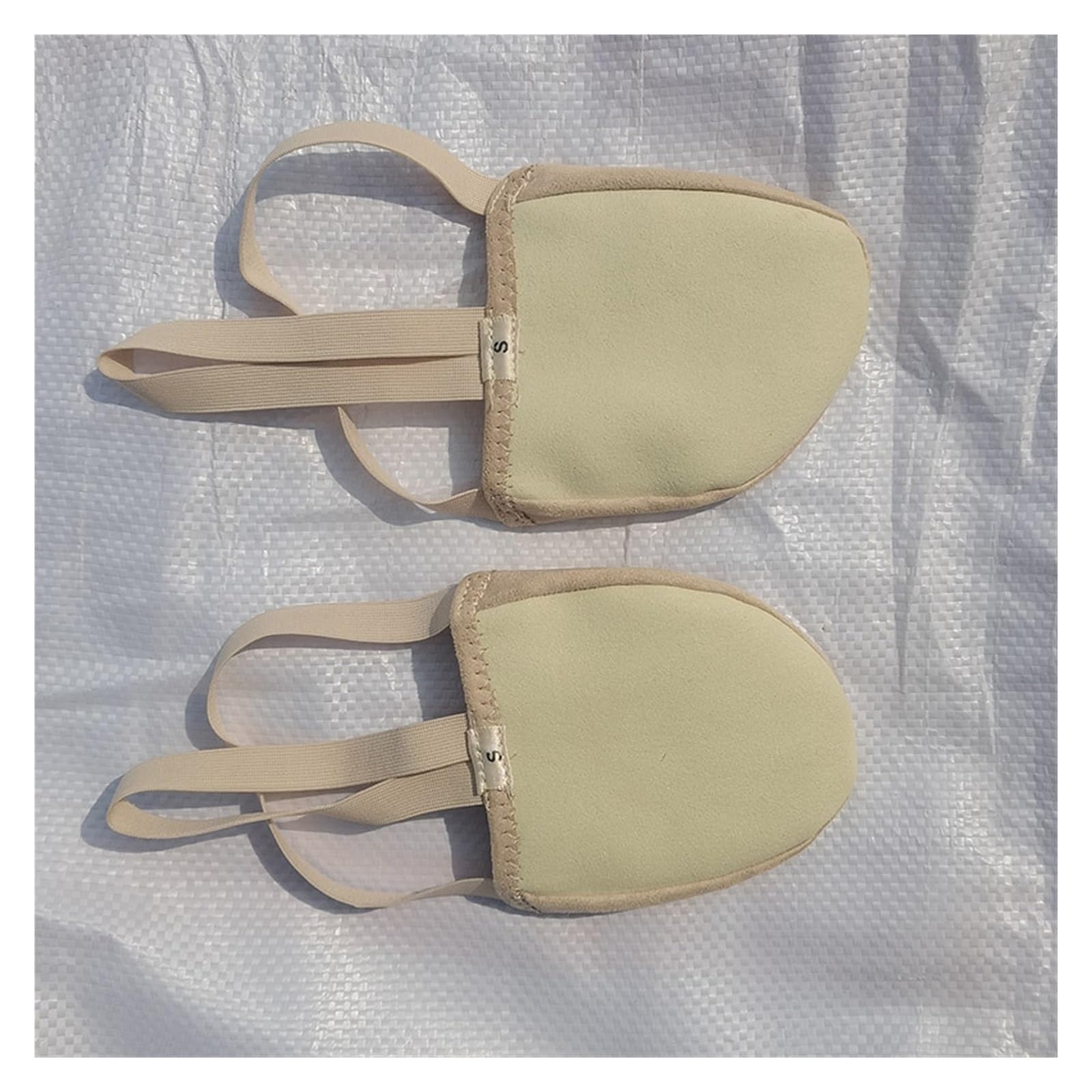 Demi Pointe Danse Classique Chaussures de Gymnastique Rythmique à Demi-Semelle en Cuir Microfibre(M(36-37))