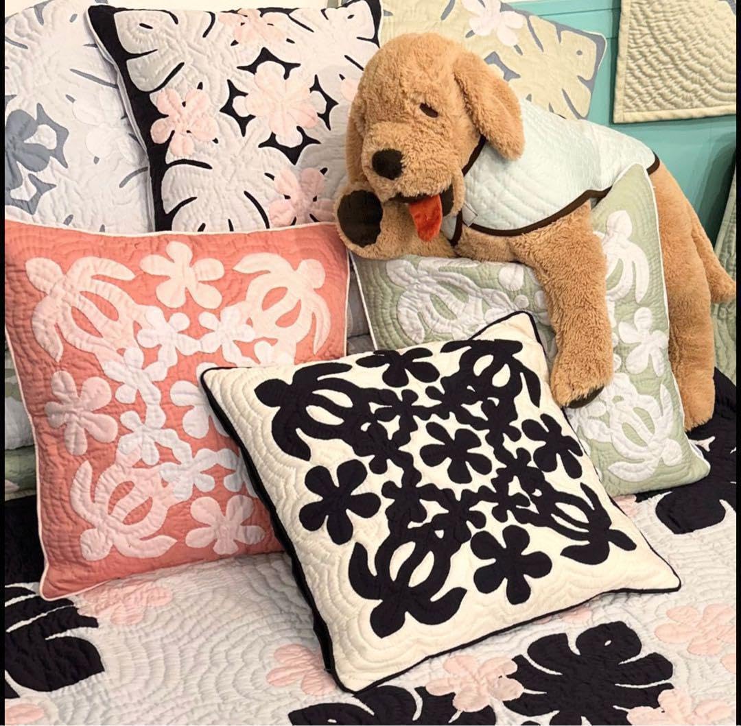 Amazon.co.jp: 正規品 クッションカバー ホヌ 45×45 白×紺 ハワイアン  