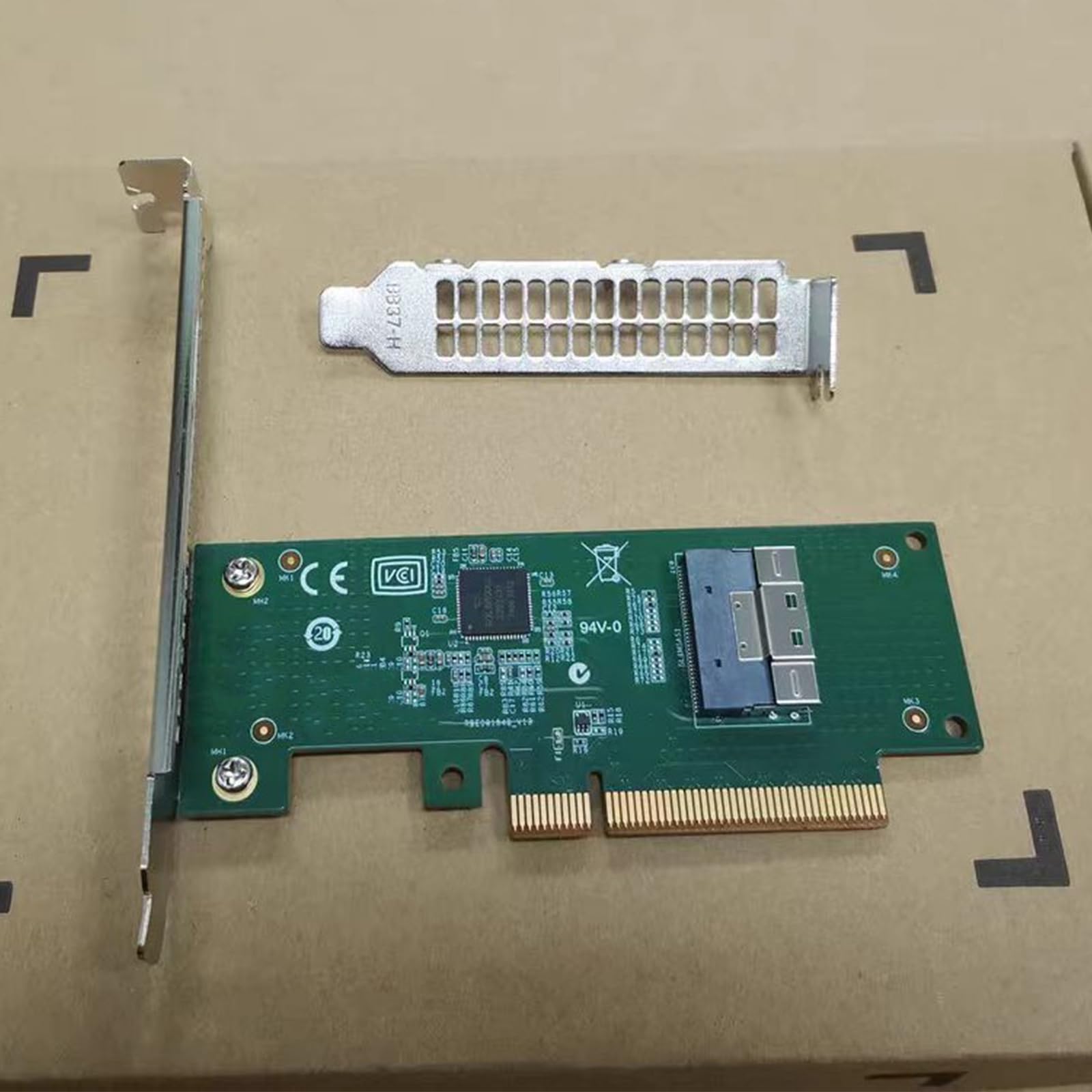 Scheda di espansione del controller host PCIe4.0 a SFF-8654 Scheda di espansione del controller dell'host dell'adattatore PCIe per PC desktop