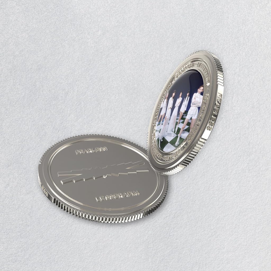 Amazon.co.jp: Le Sserafim - 1st Mini Album FEARLESS Sound Coin Ver